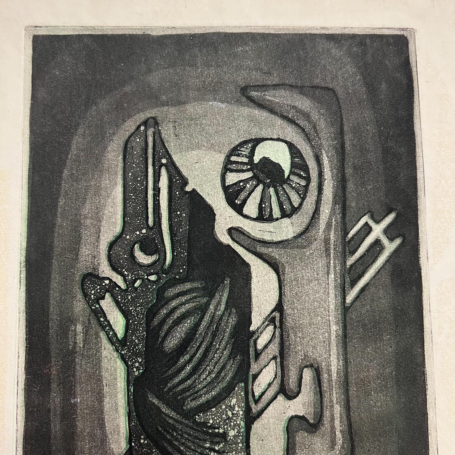 Maria Teresa vieyra rincon original abstract art paper engraving 6/25.
Titled PEZ (Fish) Figure 1.
COA present 
Measures: 13.75 x 20 art 13.5 x 9.25.
Preowned original vintage condition.
Refer to images.