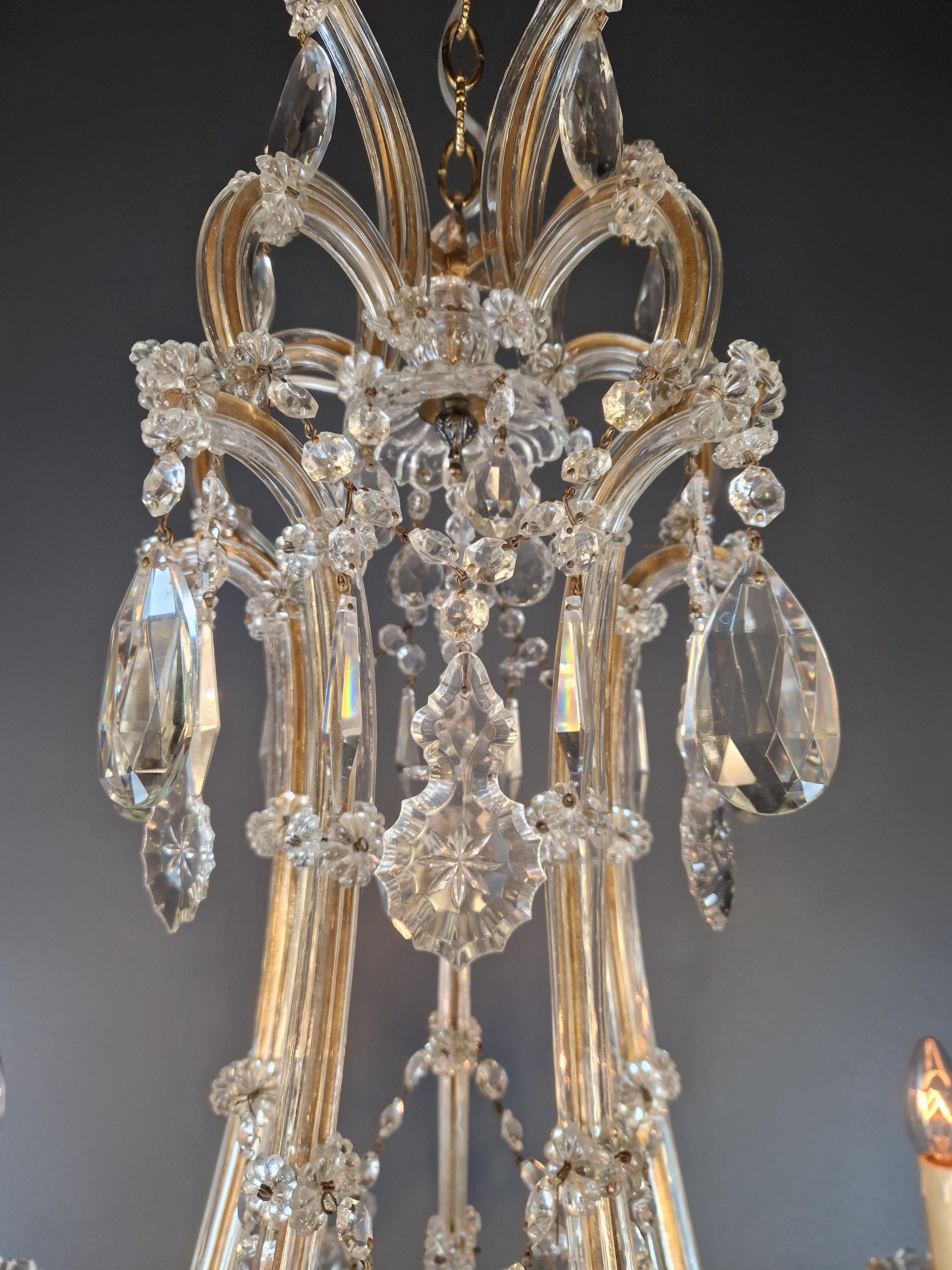 Maria Theresa Baroque Crystal Chandelier Antique Ceiling Luster Glass Vase Shape For Sale 3