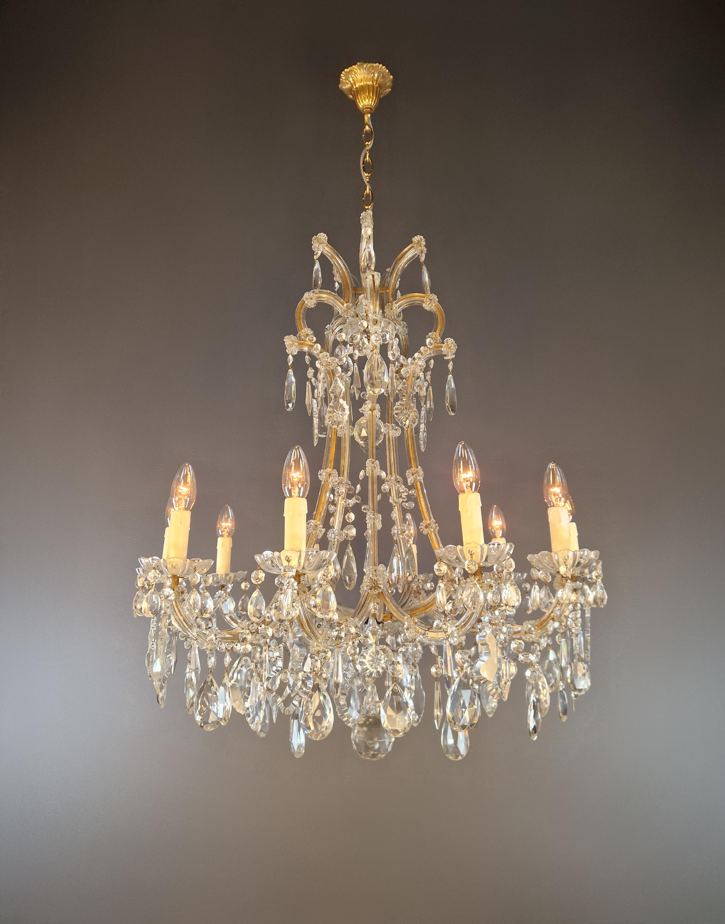 European Maria Theresa Baroque Crystal Chandelier Antique Ceiling Luster Glass Vase Shape For Sale