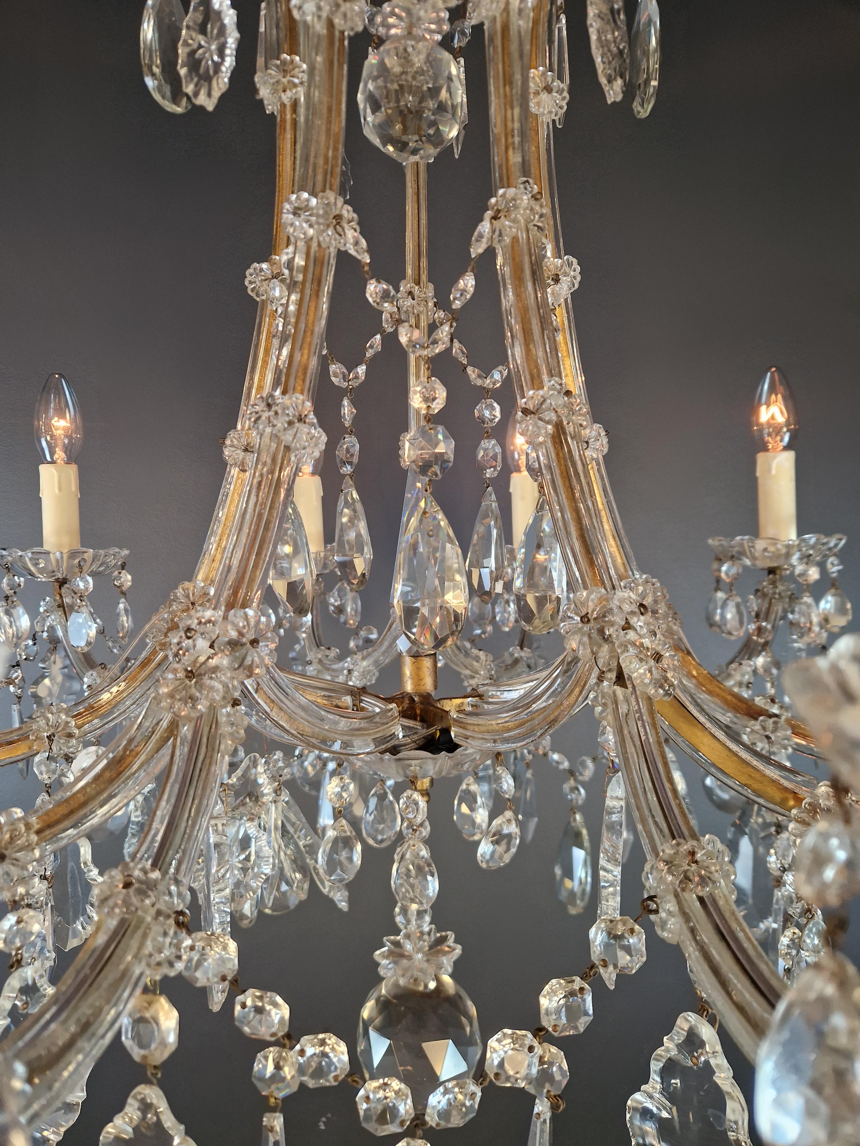 Maria Theresa Baroque Crystal Chandelier Antique Ceiling Luster Glass Vase Shape For Sale 1