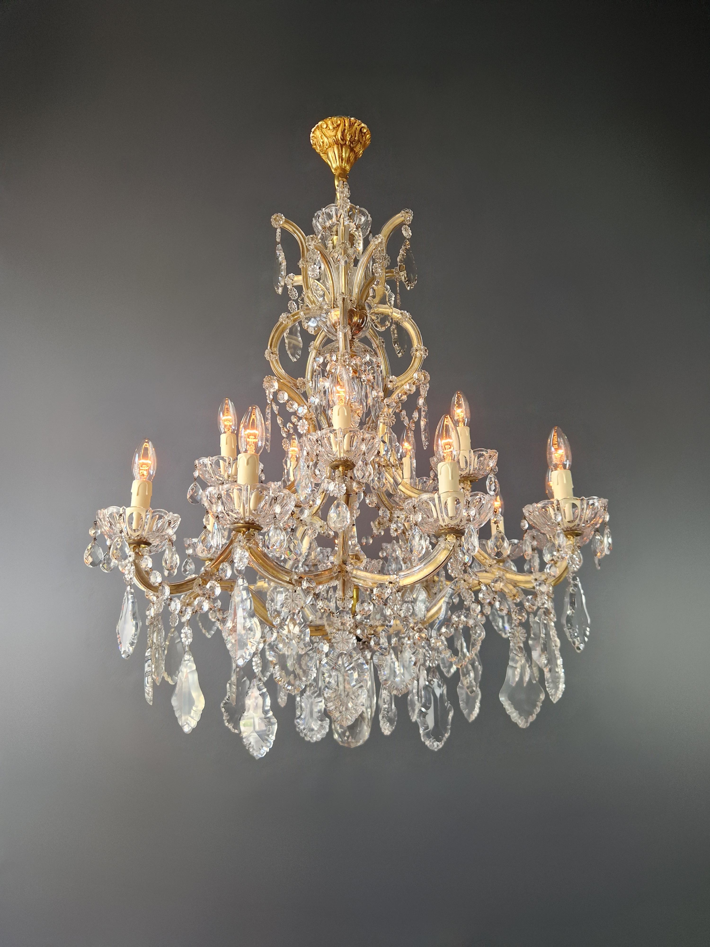 Plafonnier ancien en cristal Lustre Art Nouveau Marie-Thérèse Bon état - En vente à Berlin, DE