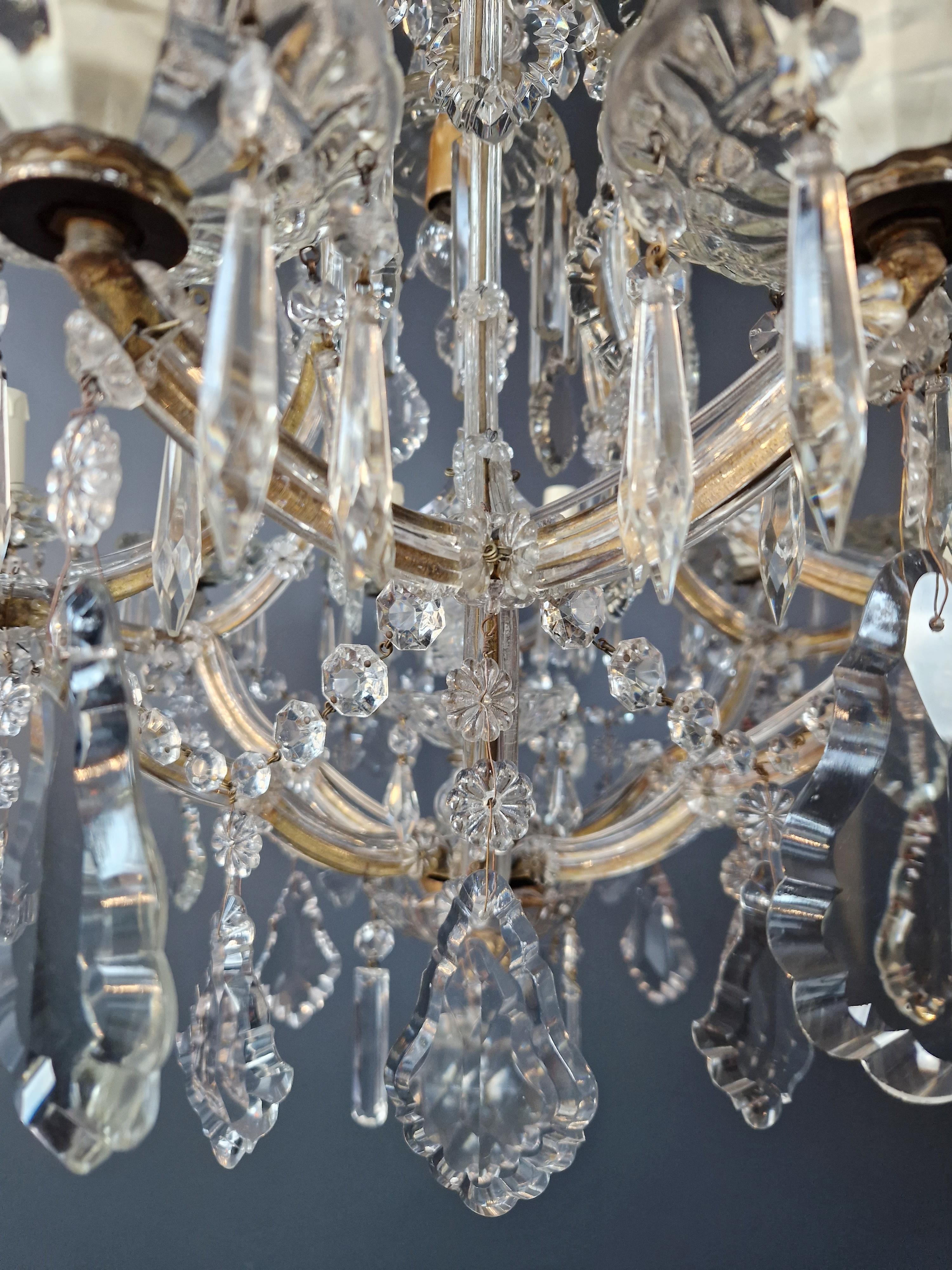 Hand-Knotted Maria Theresa Crystal Chandelier Antique Classic Clear Glass For Sale