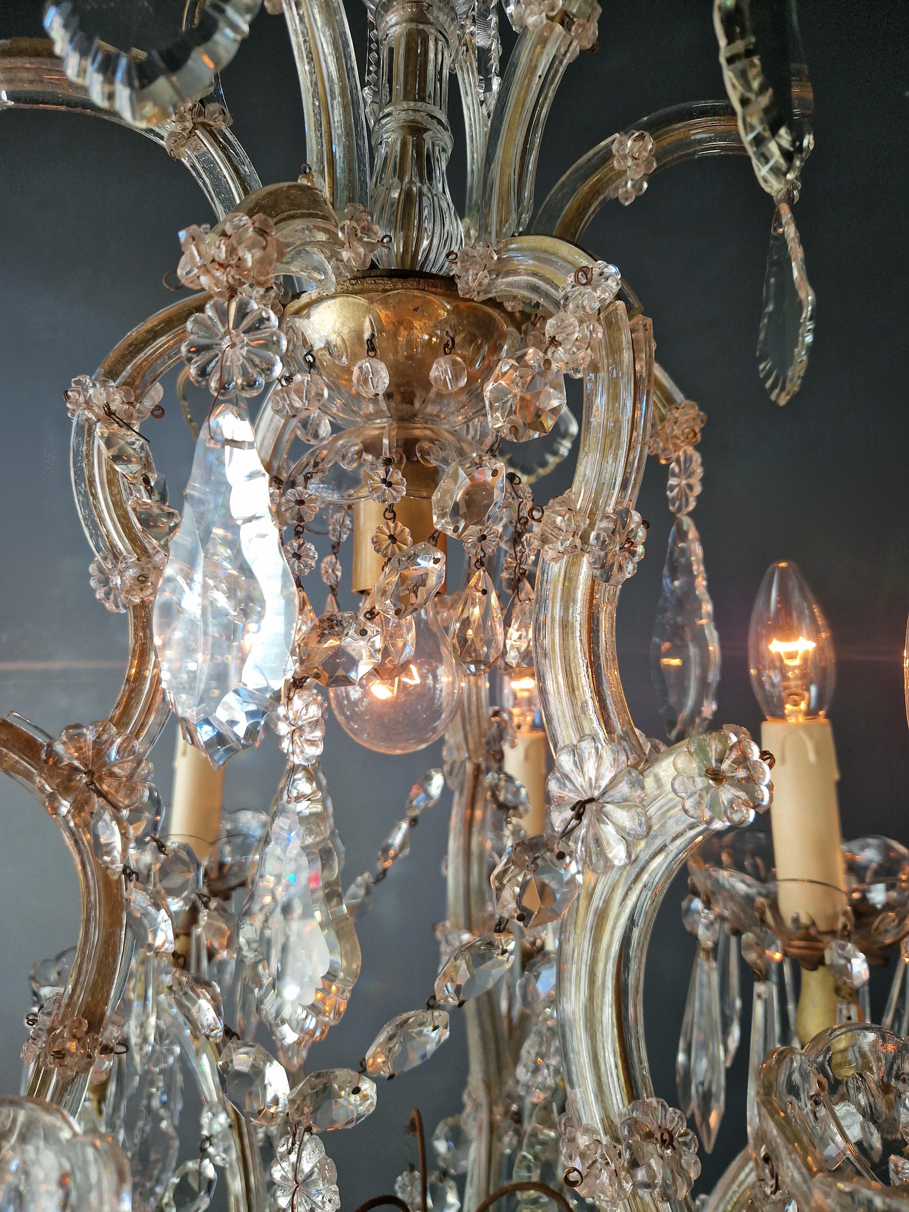 Hand-Knotted Maria Theresa Crystal Chandelier Antique Classic Clear Glass For Sale