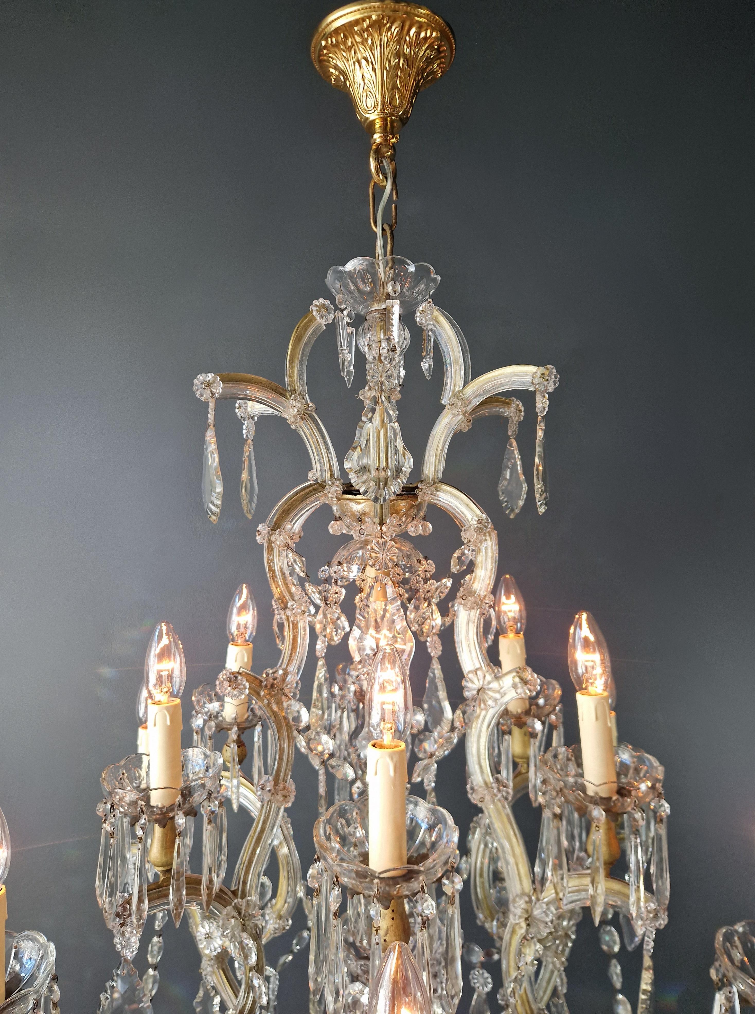 Maria Theresa Crystal Chandelier Antique Classic Clear Glass For Sale 1