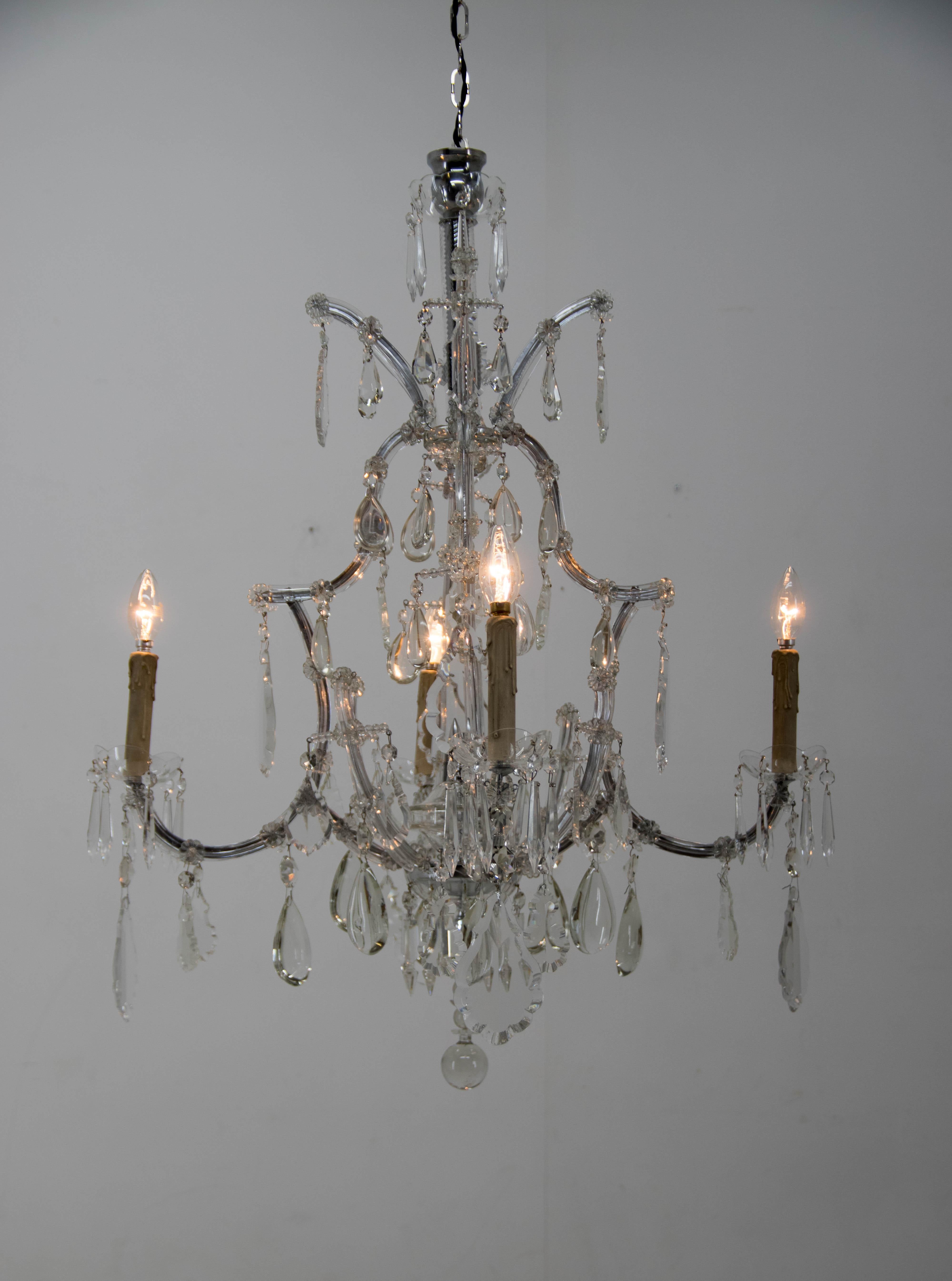 Maria Theresa Crystal Chandelier, Austria, 1900s, Restored For Sale 2