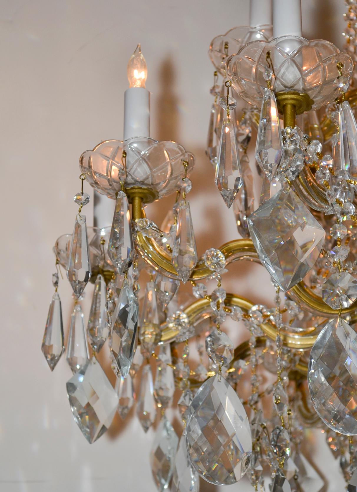 Maria Theresa Crystal Chandelier In Good Condition In Dallas, TX