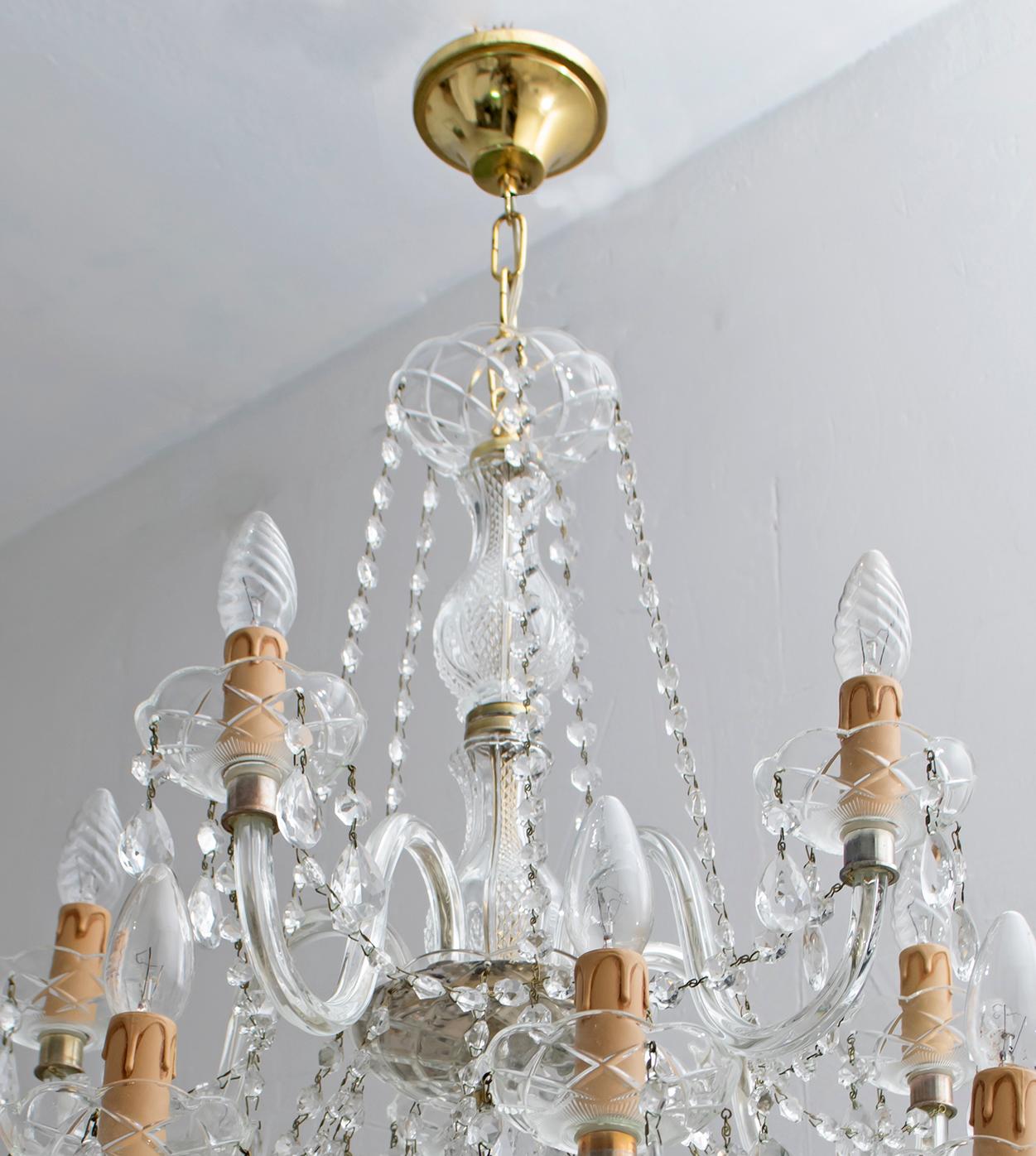 Laiton Lustre italien en cristal de style mi-siècle moderne Marie-Thérèse à 15 lumières, années 1950 en vente