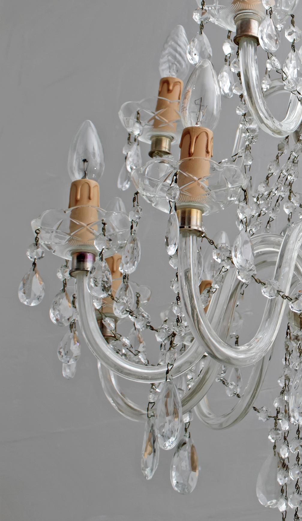 Lustre italien en cristal de style mi-siècle moderne Marie-Thérèse à 15 lumières, années 1950 en vente 2