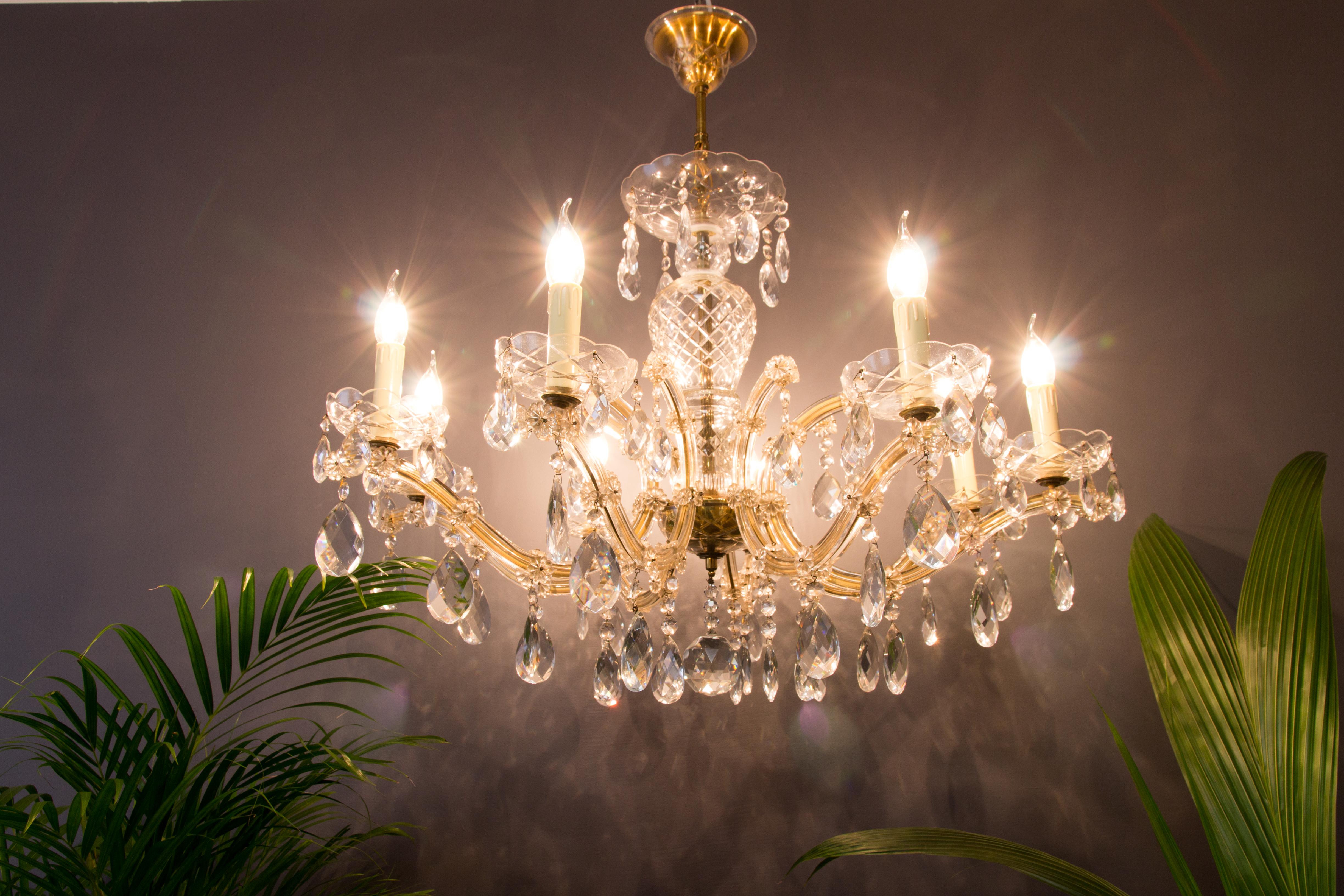 Victorian Maria Theresa Style Eight-Light Crystal Glass Chandelier, Italy, 1950s For Sale