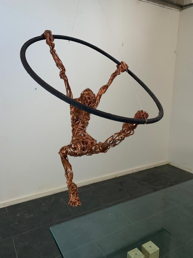 Maria Vittoria Urbinati, Woman Acrobat, 2010, Copper Wire Sculpture For Sale 3