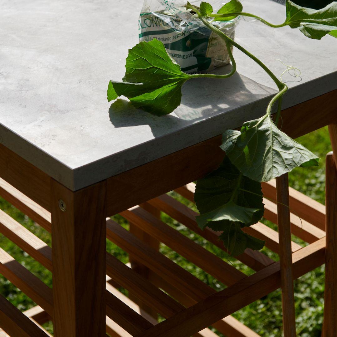 Mid-Century moderno Maria Zachariae Outdoor 'Pantry Module 2' in pietra calcarea e teak per Skagerak in vendita