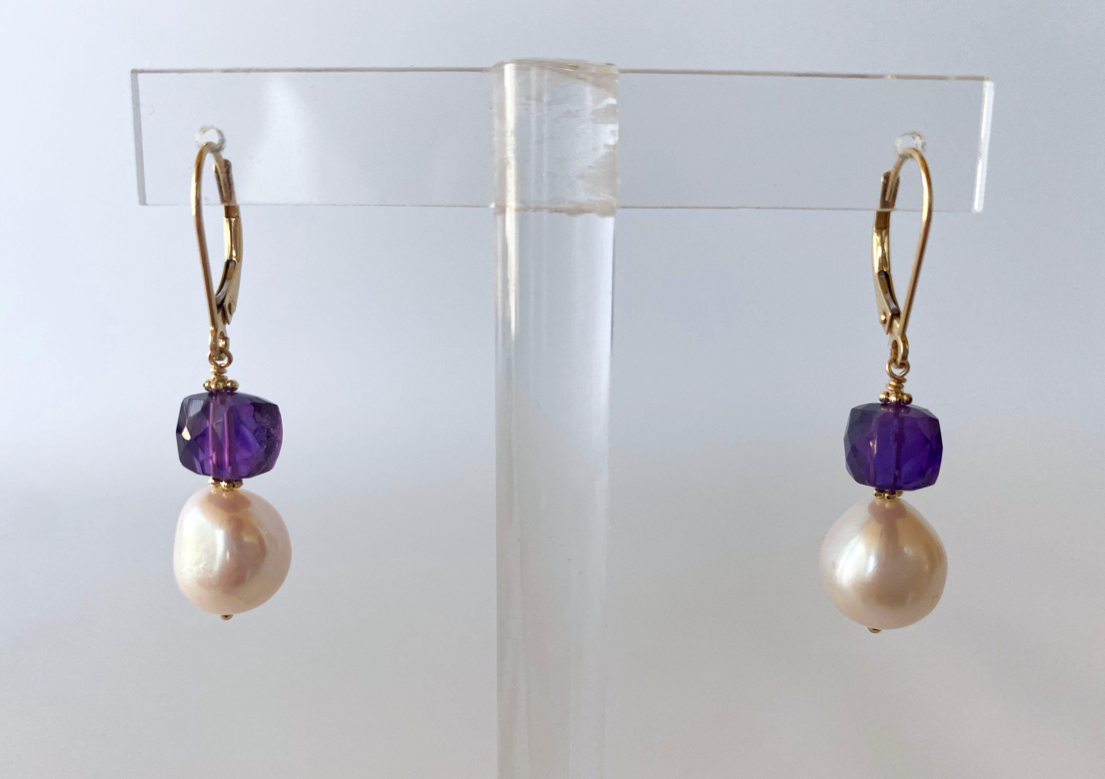 Orecchini con perla, ametista e oro giallo 14k di Marian J. In condizioni Nuovo in vendita a Los Angeles, CA