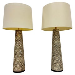Coppia di lampade da tavolo Marian Jamieson "Marina" in legno e ottone color oro