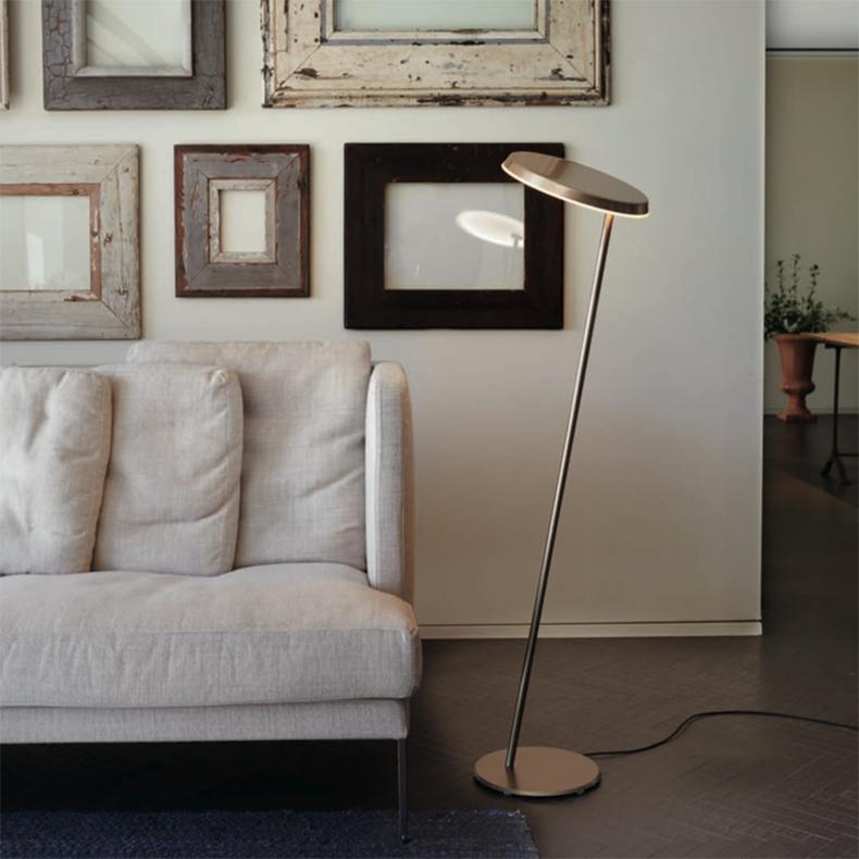 Mariana Pellegrino Soto Floor Lamp 'Amanita' by Oluce In New Condition For Sale In Barcelona, Barcelona