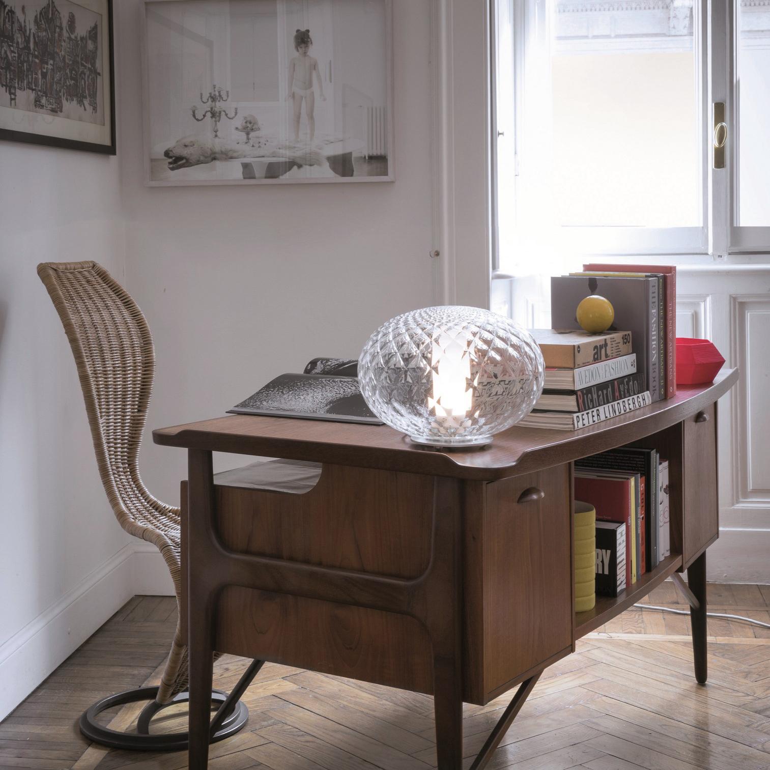 Mid-Century Modern Mariana Pellegrino Soto Table Lamp 'Recuerdo' Textured Blown-Glass by Oluce For Sale