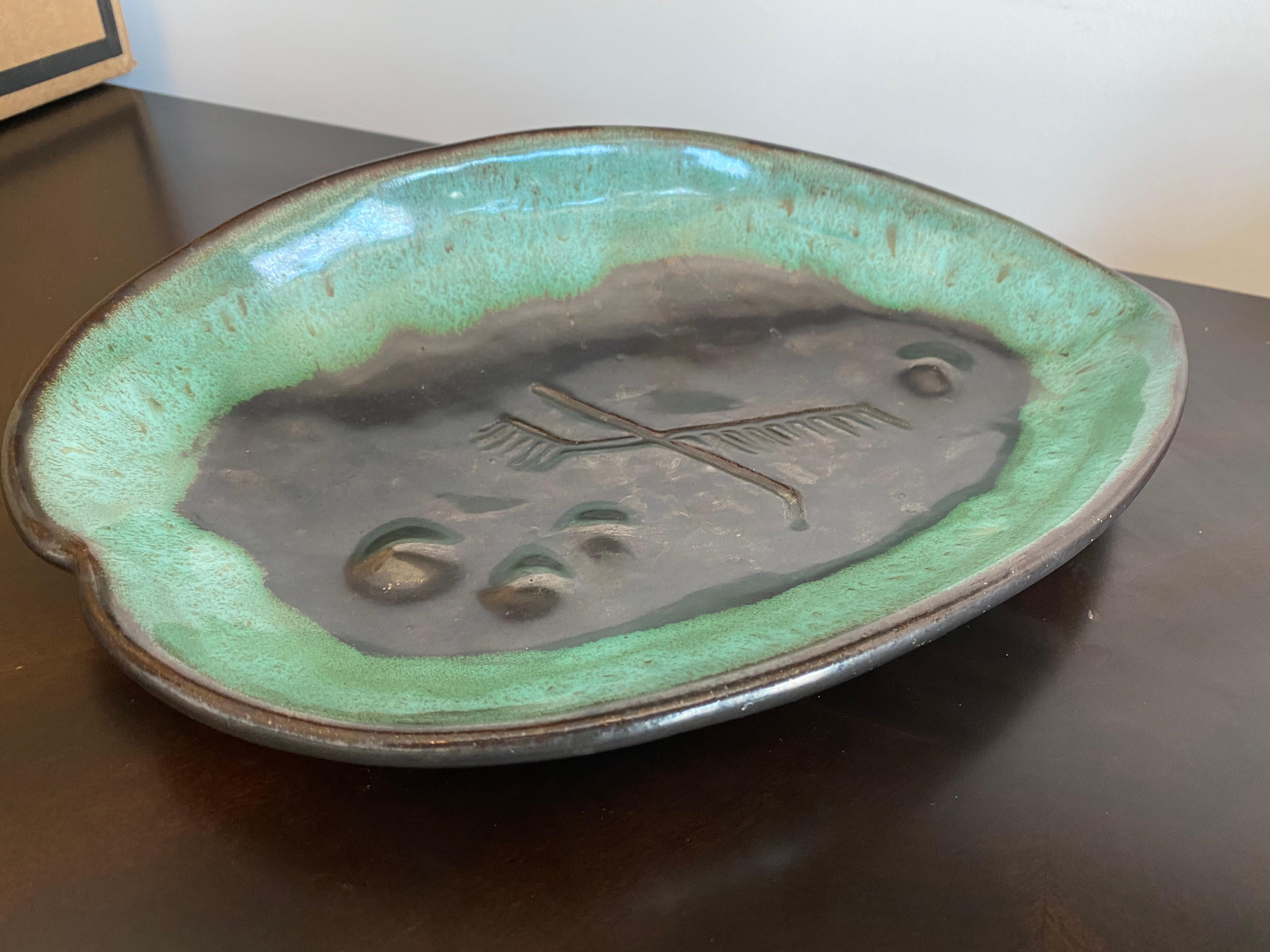 Mariana van Allesch 1940s American Studio Pottery Leaf Bowl For Sale 10
