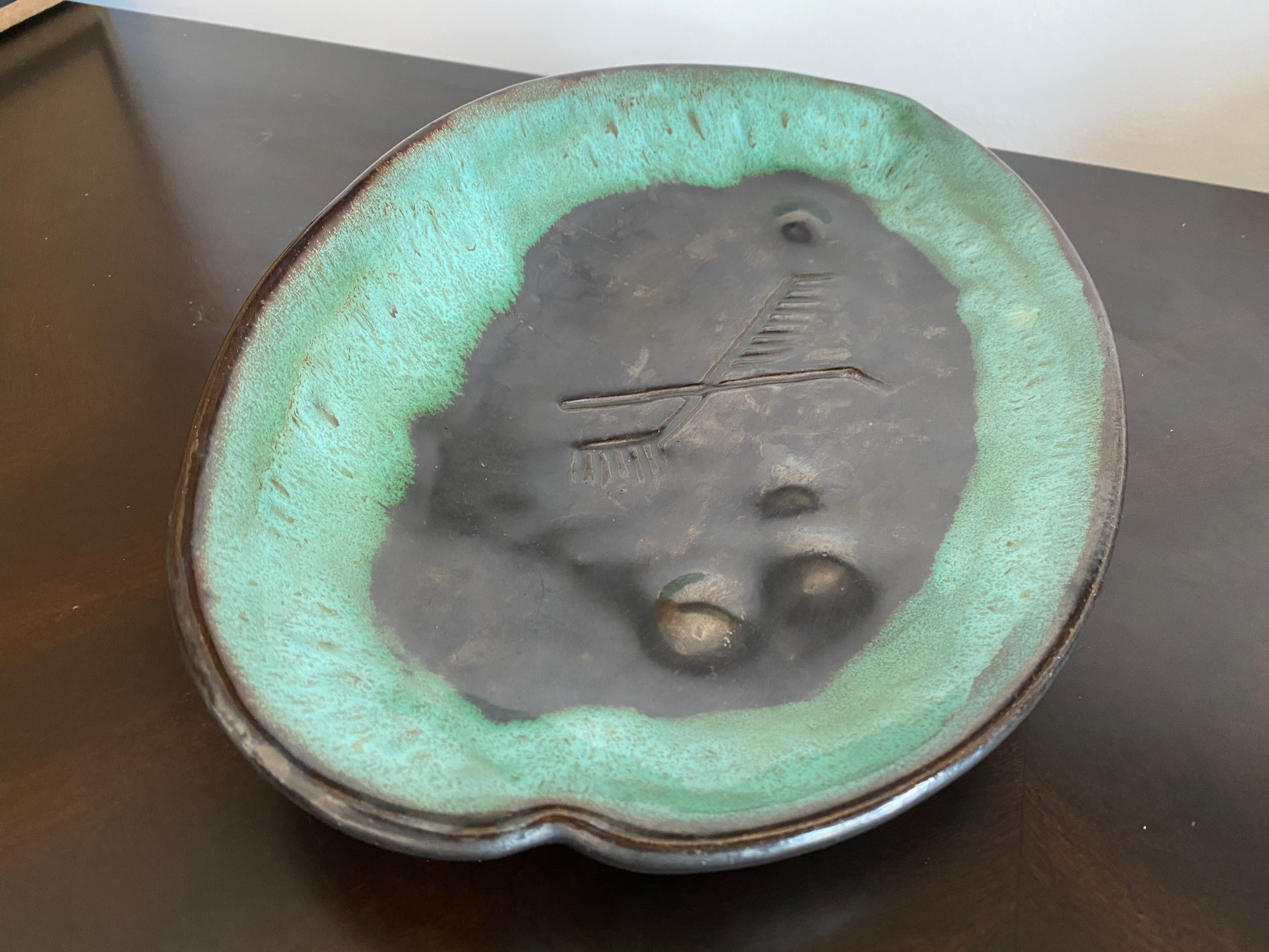 Mariana van Allesch 1940s American Studio Pottery Leaf Bowl For Sale 12