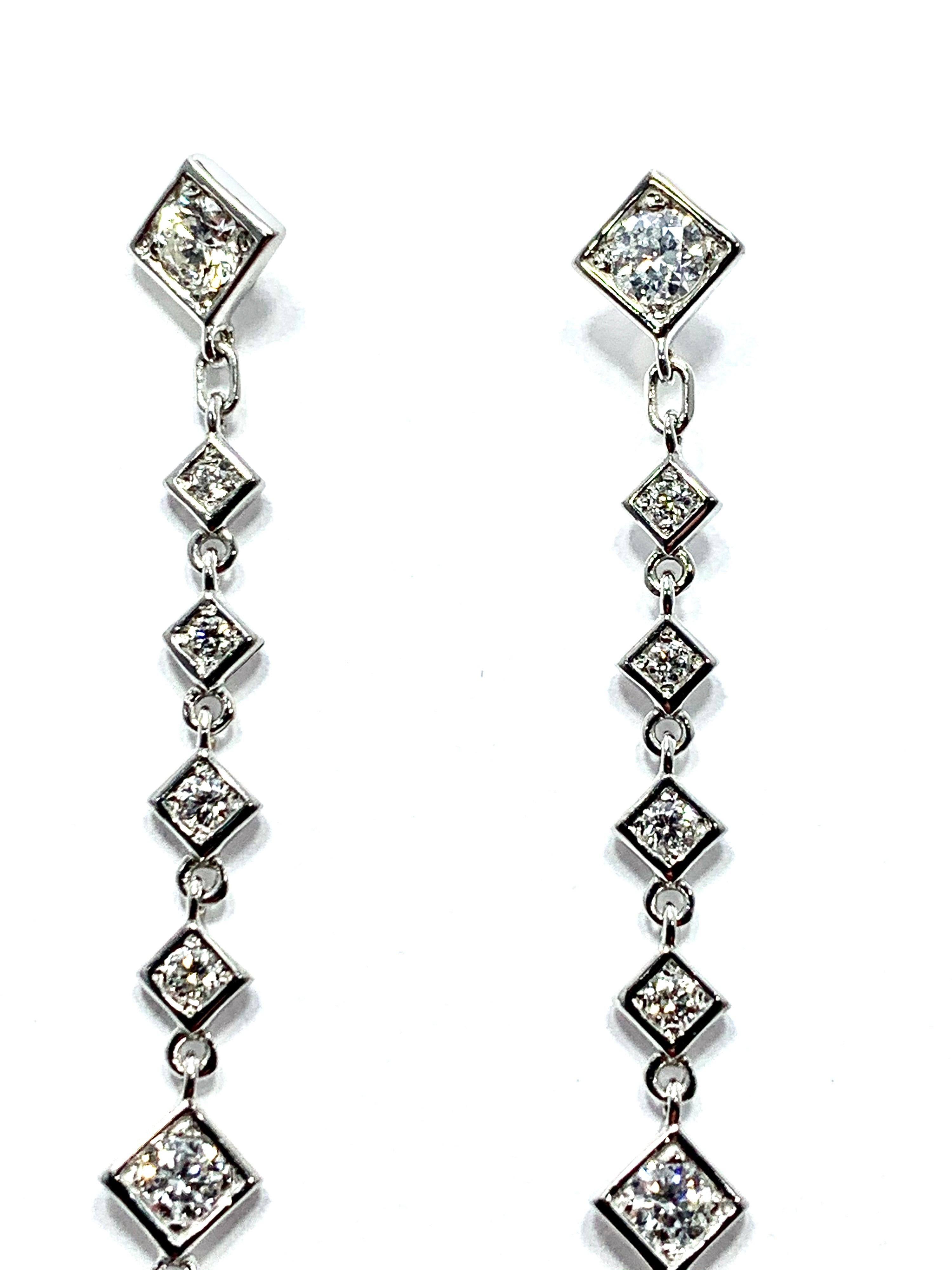 Mariani 1.64 Carat Round Brilliant Diamond and 18 Karat Gold Dangle Earrings In New Condition For Sale In Chevy Chase, MD