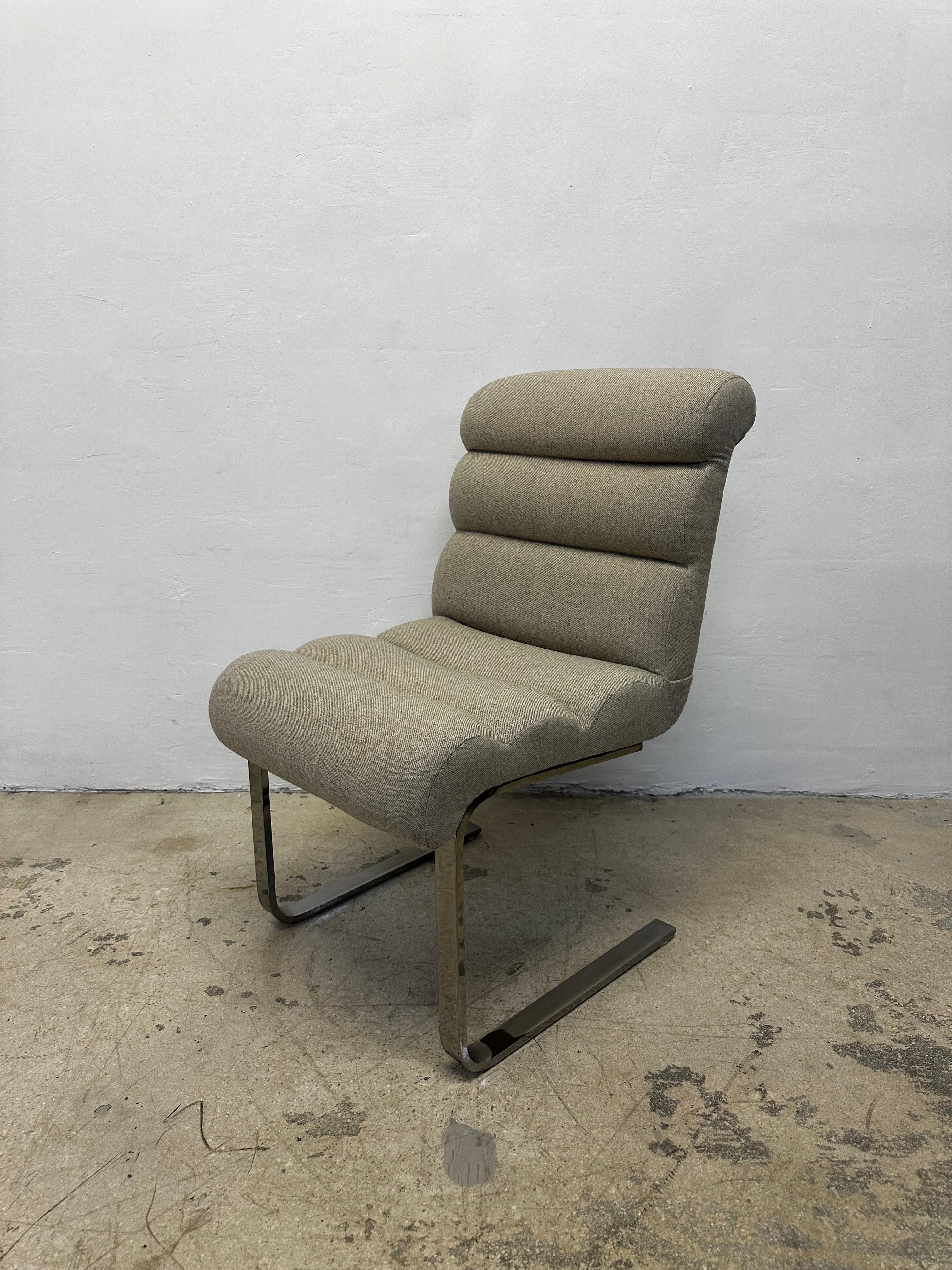 Mariani For Pace Collection Freischwingende Esszimmerstühle aus Chrom - Set aus drei Stühlen im Angebot 2