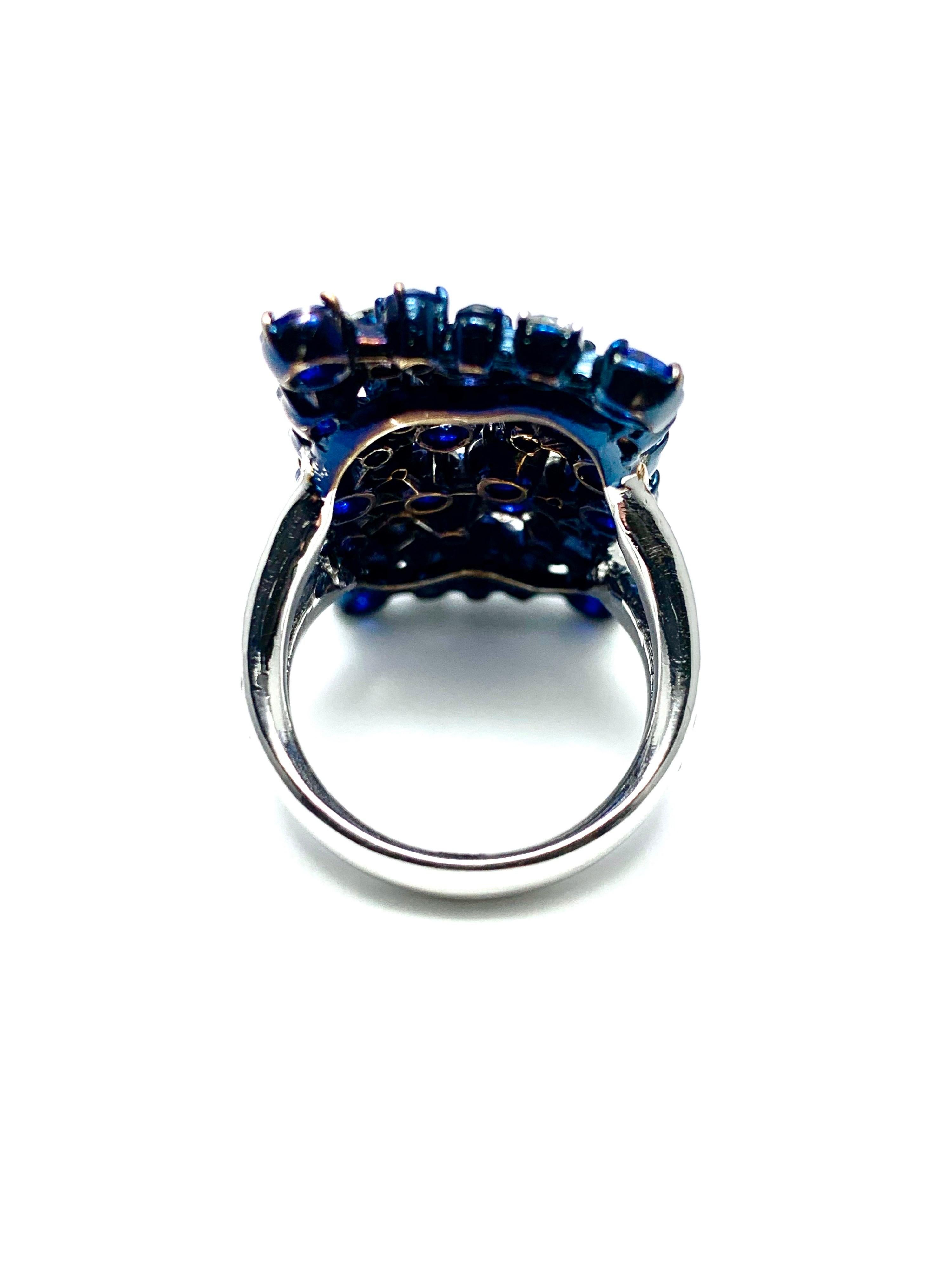 Mariani Manhattan Sapphire and Diamond Ring in 18 Karat Blue and White Gold In Excellent Condition In Chevy Chase, MD
