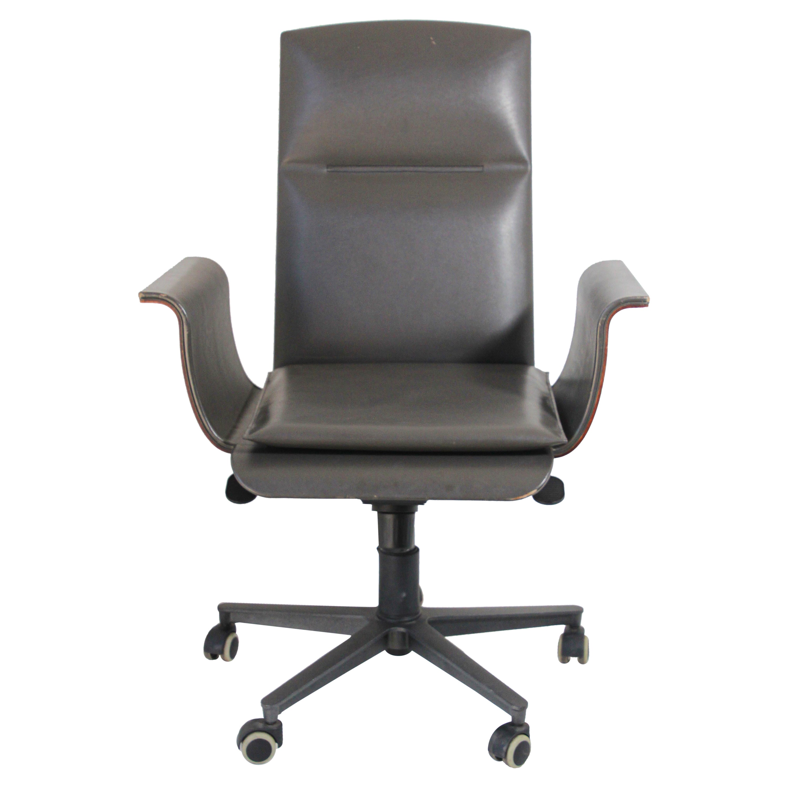 i4 Mariani Office Chairs and Desk Chairs