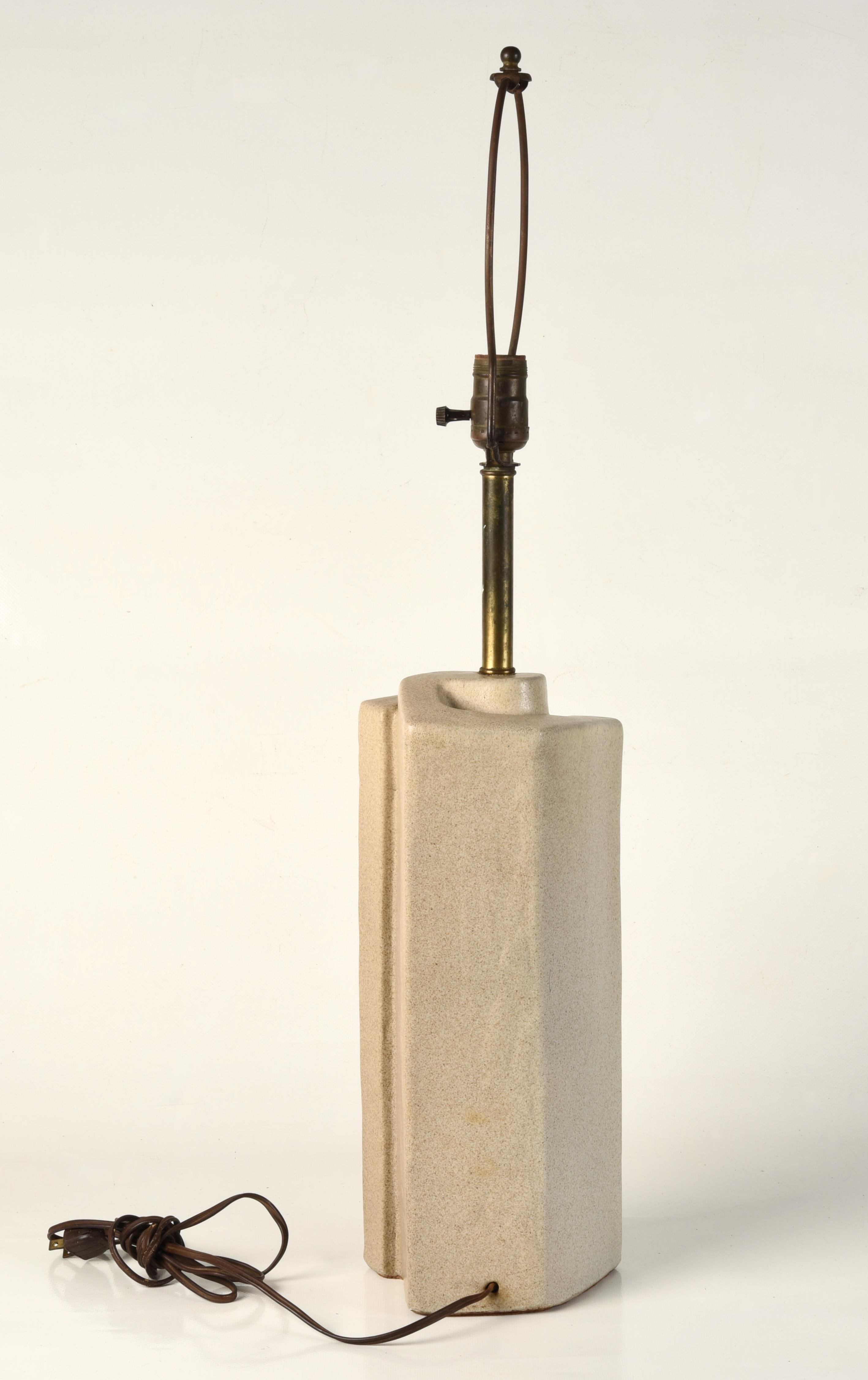 20ième siècle Lampe de table en poterie d'art moderne du milieu du siècle dernier, Marianna Von Allesch en vente
