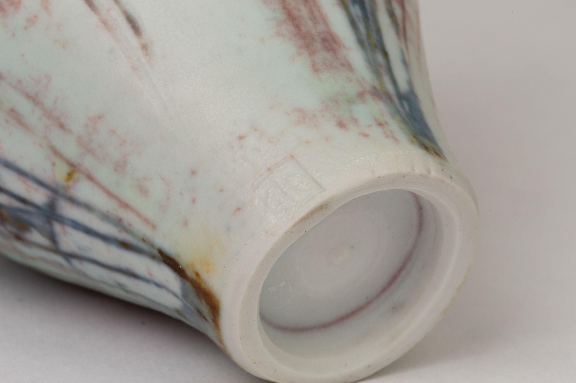 Marianne De Trey Studio Porcelain Wax Resist Linear Patterned Vase In Good Condition In Bishop's Stortford, Hertfordshire