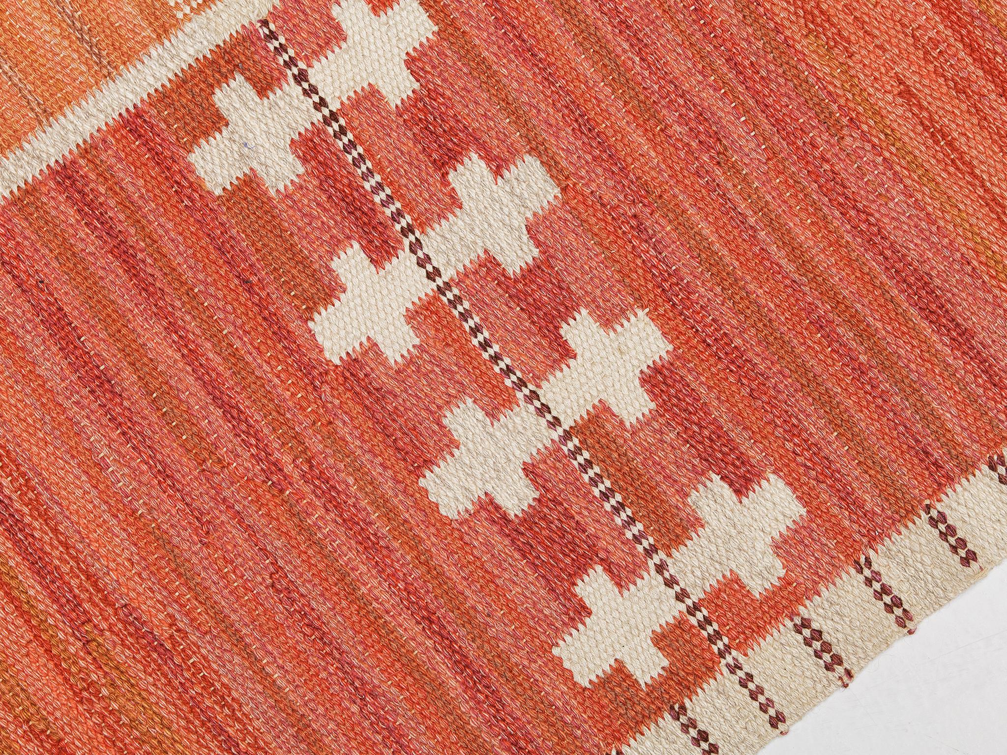 Marianne Richter for Märta Måås-Fjetterström 'Fläder Röd' Carpet in Wool For Sale 2