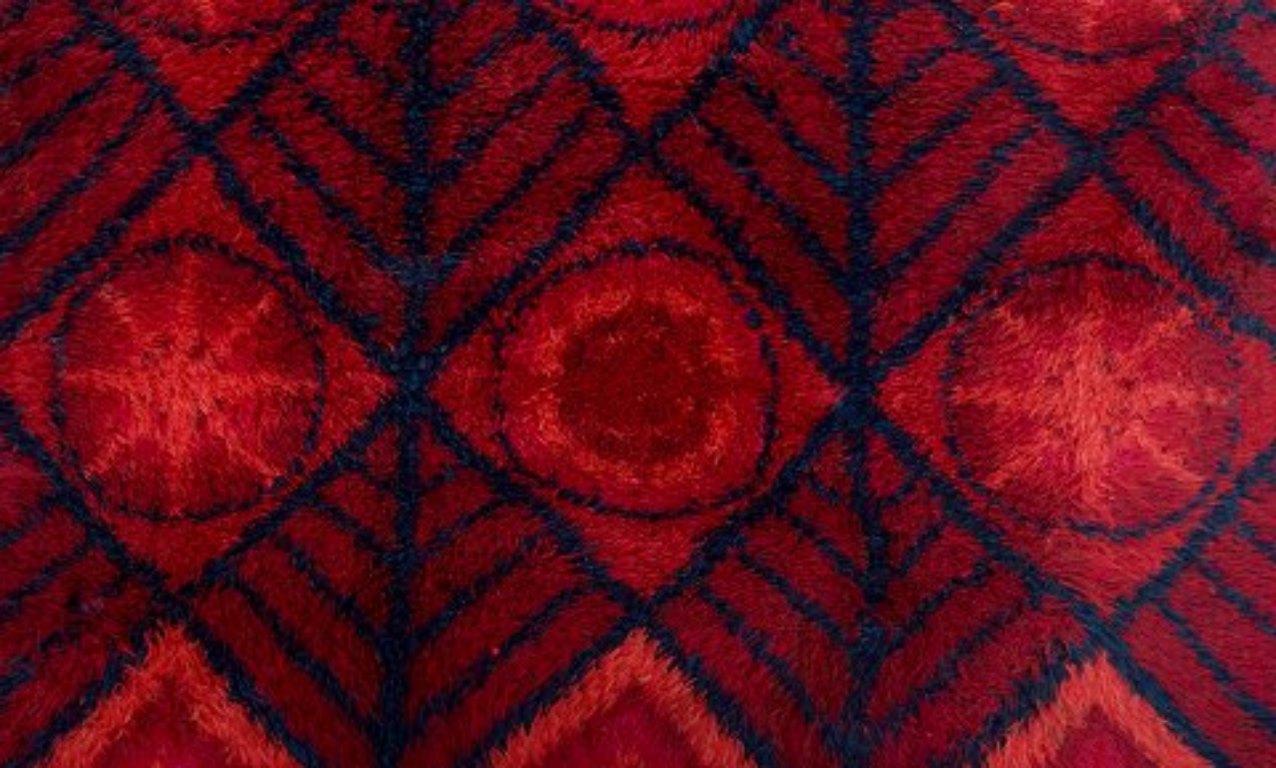 Swedish Marianne Richter, Sweden. Large rya carpet. Modernist design. From the 1960s/70s For Sale