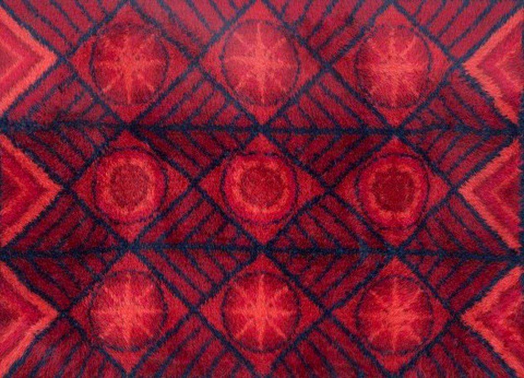 Marianne Richter, Sweden. Large rya carpet. Modernist design. From the 1960s/70s In Excellent Condition For Sale In Copenhagen, DK