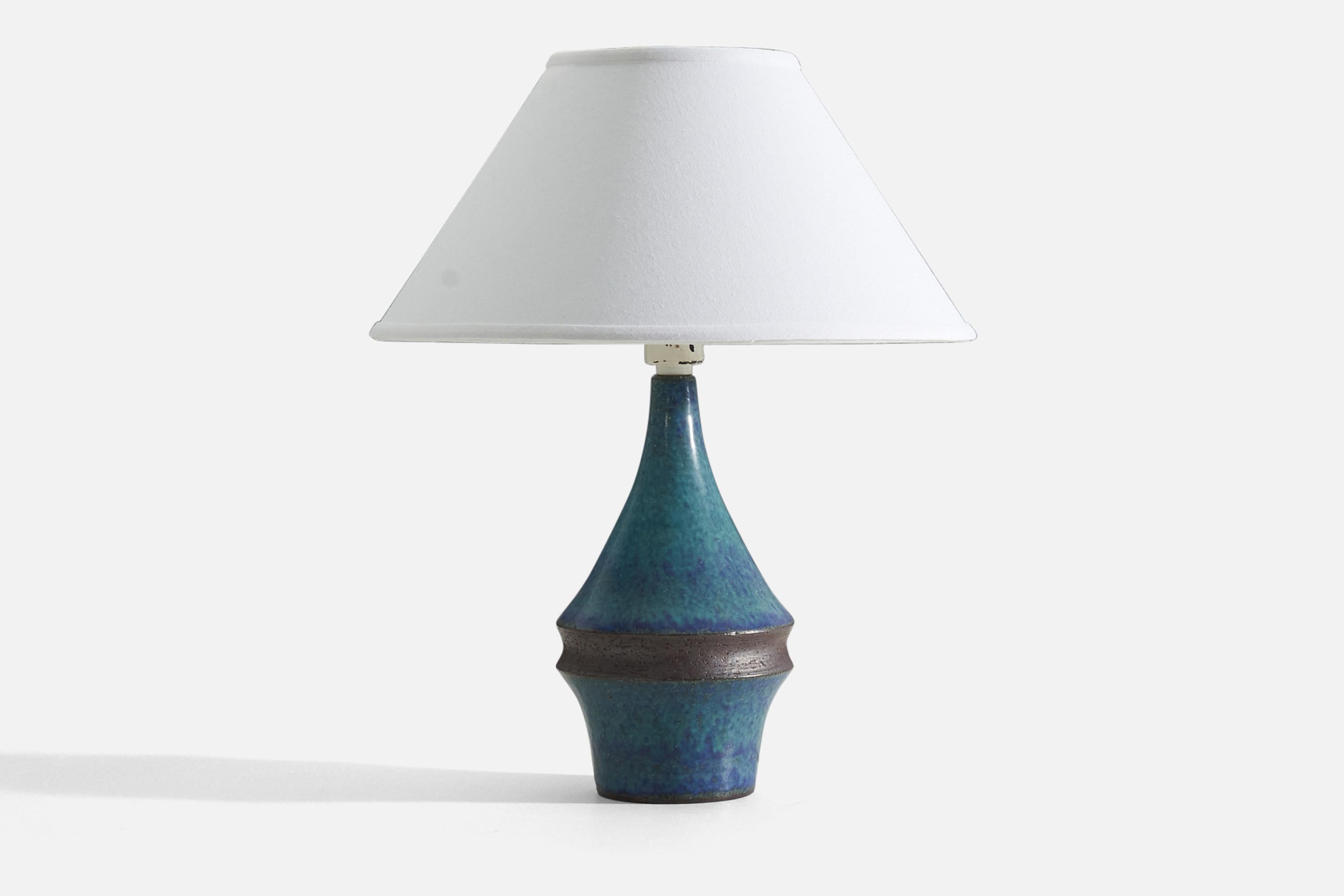 Marianne Starck, Table Lamp, Blue Stoneware, Michael Andersen, Denmark, 1960s In Good Condition For Sale In High Point, NC