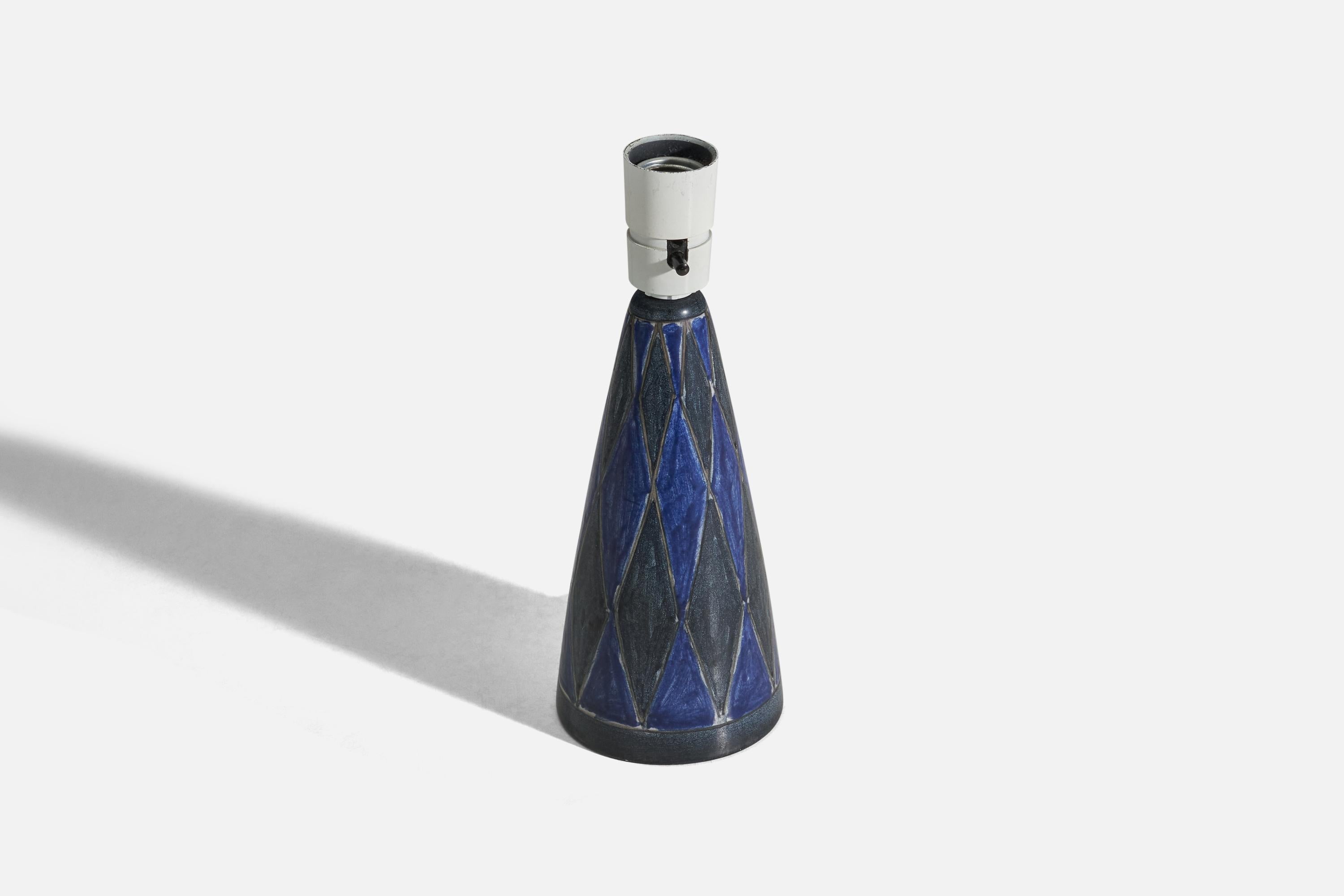 Scandinavian Modern Marianne Starck, Table Lamp, Glazed Stoneware, Michael Andersen, Denmark, 1960s For Sale