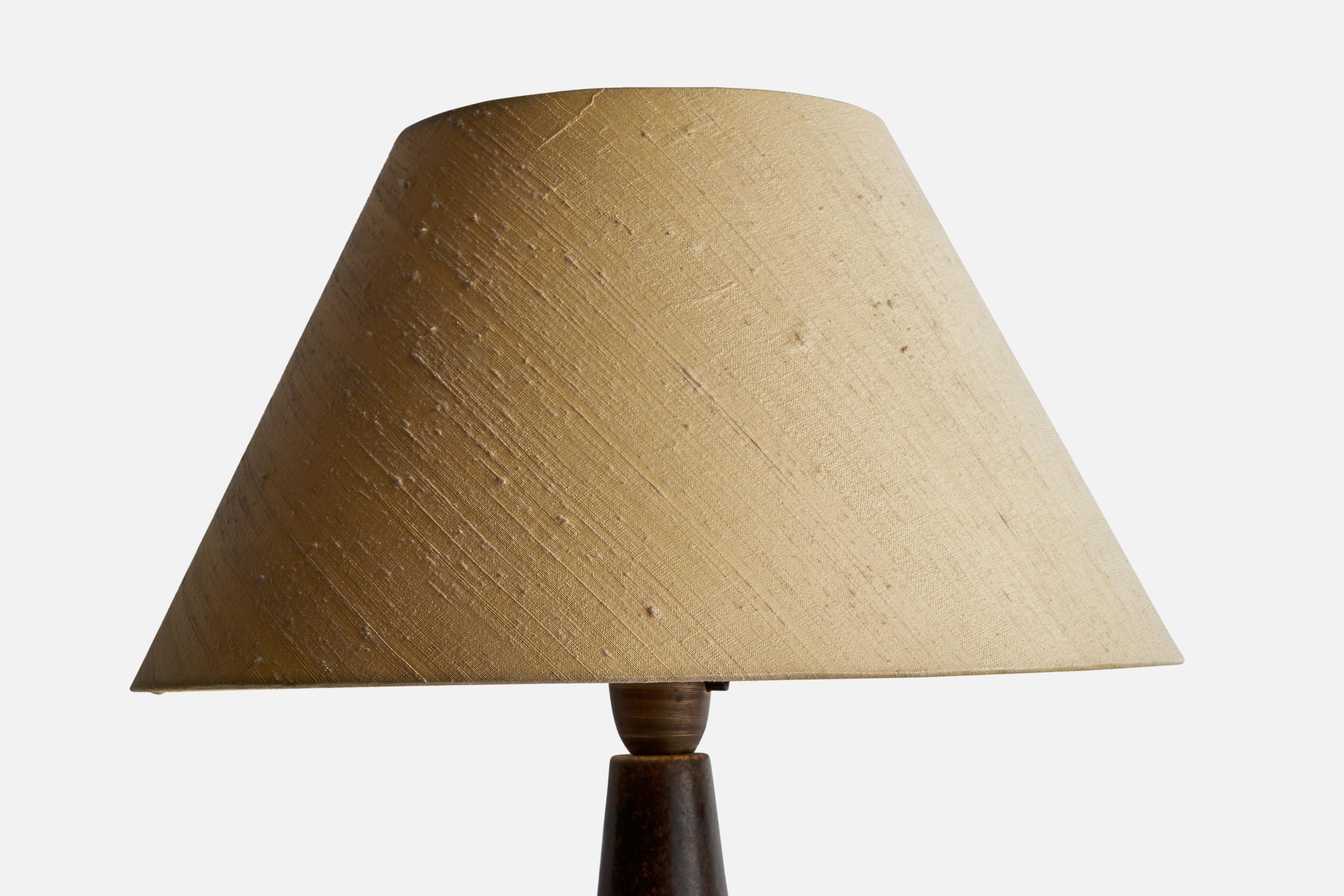 Marianne Starck, Table Lamp, Stoneware, Brass, Fabric, Denmark, 1960s In Good Condition For Sale In High Point, NC