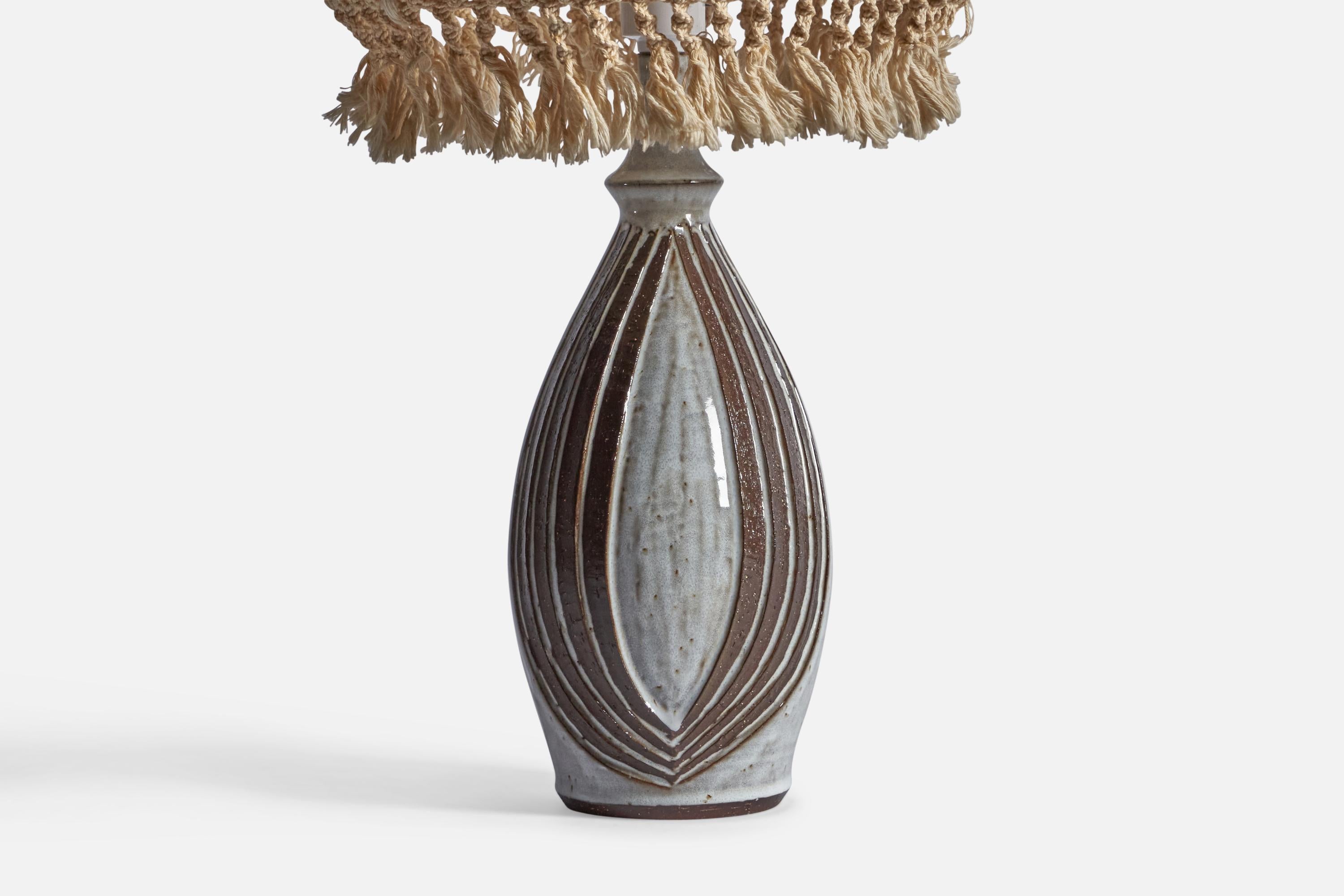 Grès Marianne Starck, lampe de table, grès, tissu, Danemark années 1960 en vente