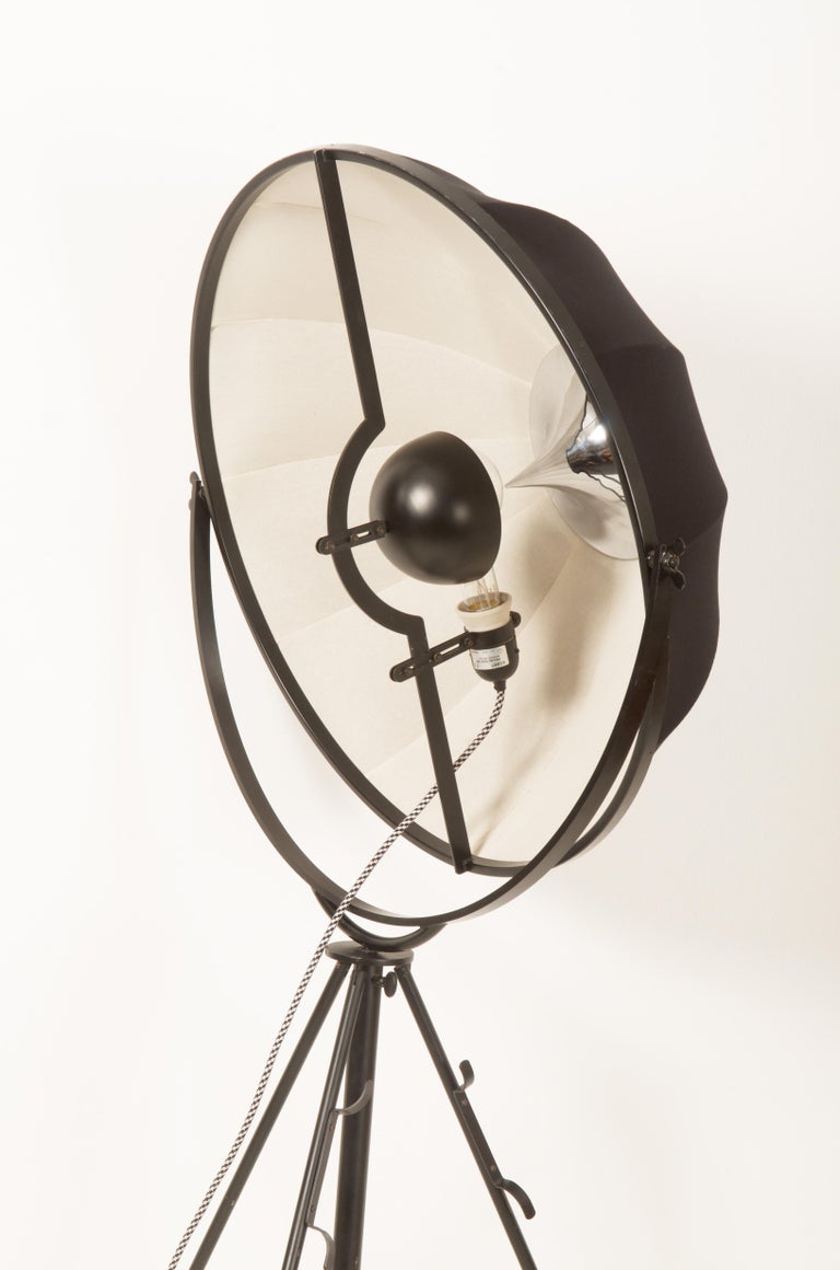 Lampadaire Mariano Fortuny Projecteur 1907 Pour Ecart Paris En Vente lampadaire-mariano-fortuny-projecteur-1907-pour-ecart-paris-en-vente