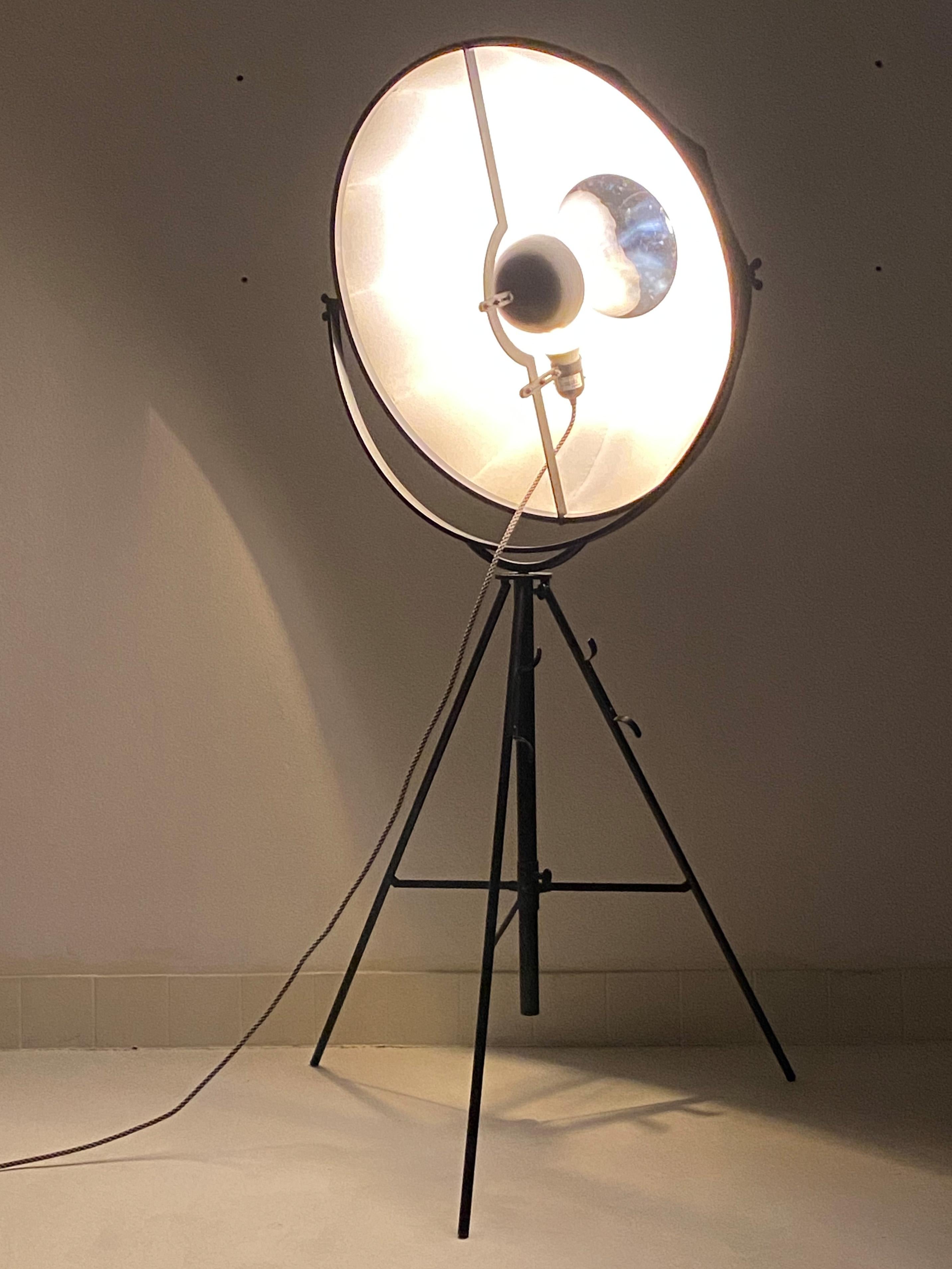 Brass Mariano Fortuny Projecteur 1907 Floor Lamp for Ecart Paris For Sale