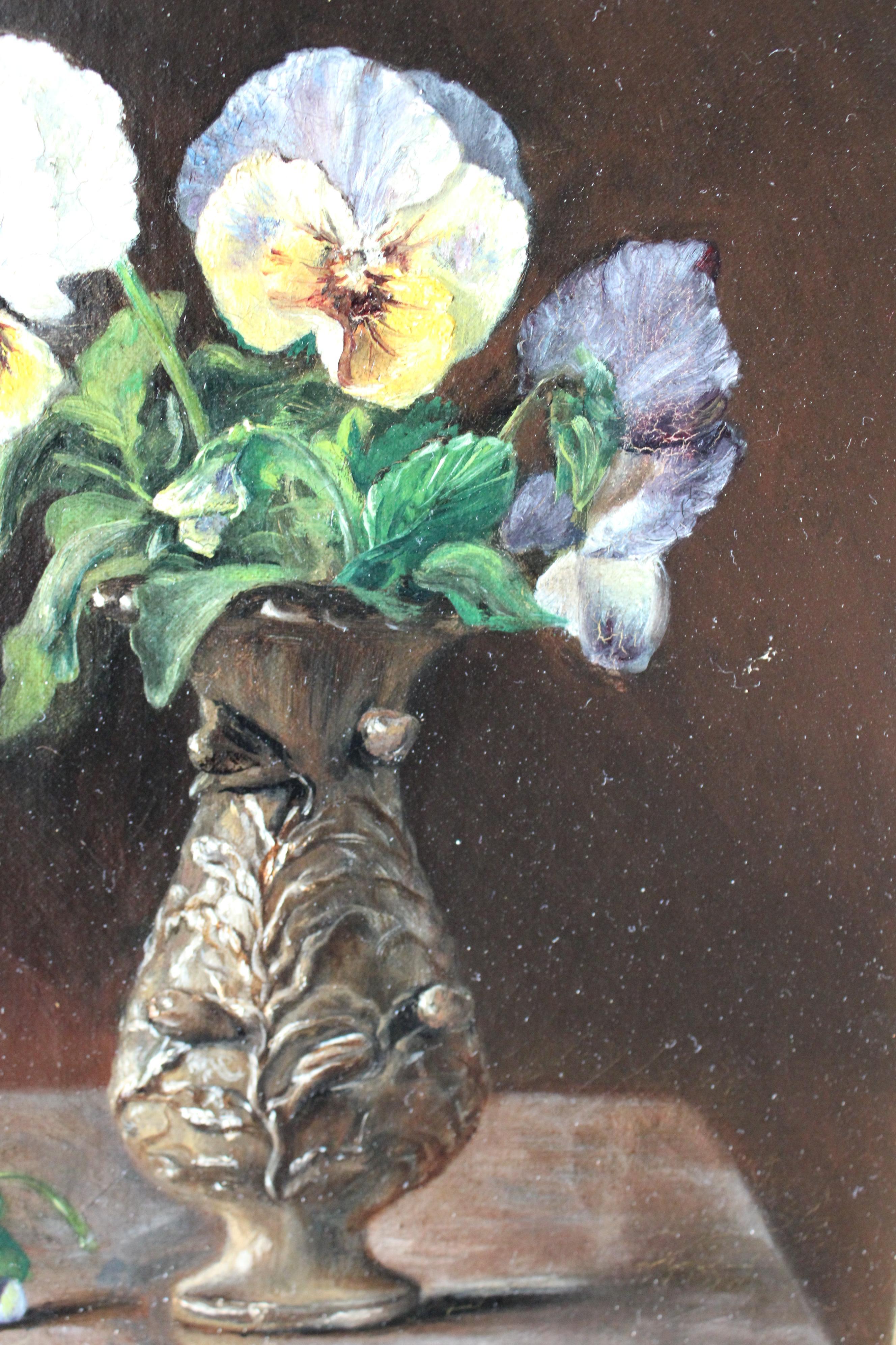 Flower Still Life French Antique still life oil painting of pansies on canvas - Marron Still-Life Painting par Marie-Amelie Viteau