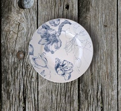 Marie Antoinette, Contemporary Porcelain Bread Plates Set with Floral Design