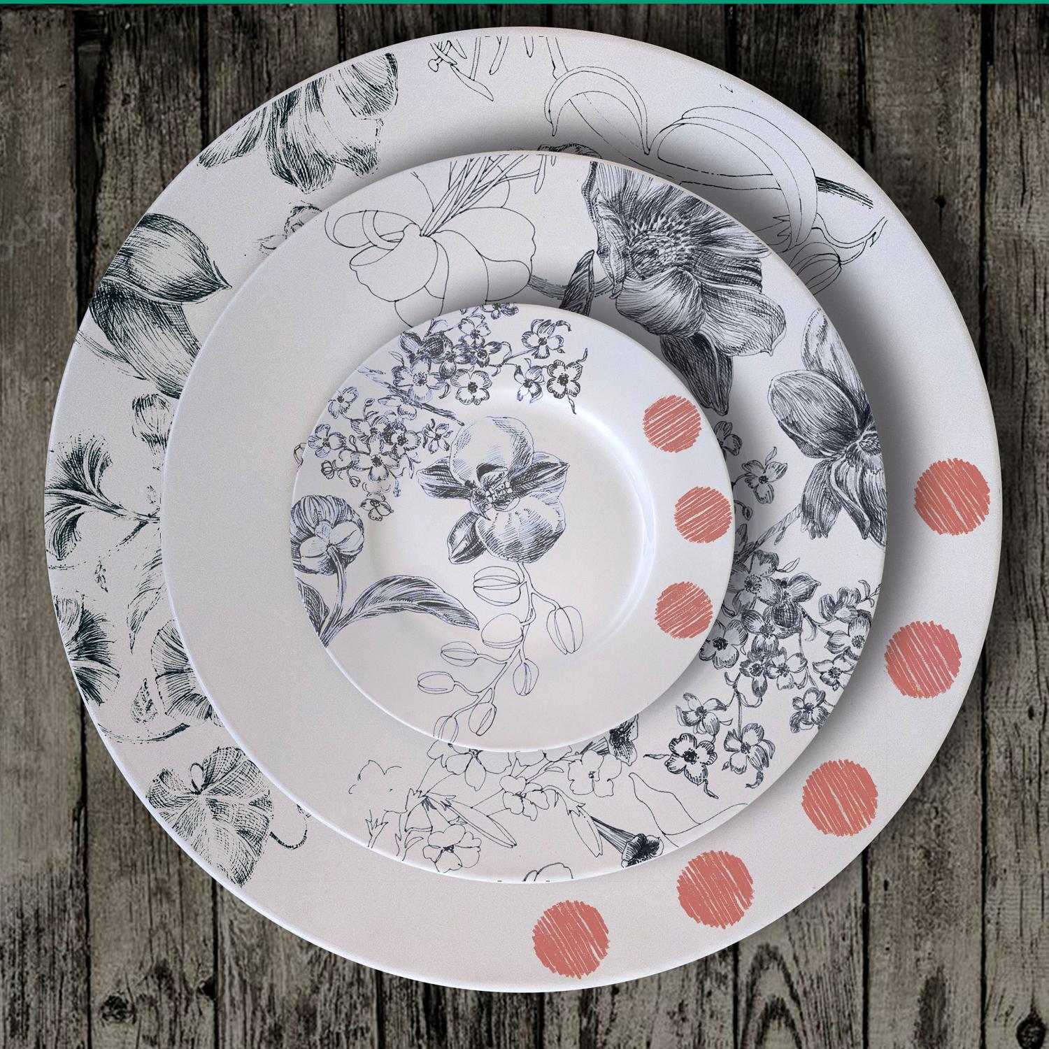 Other Marie Antoinette, Contemporary Porcelain Dessert Plates Set with Floral Design For Sale