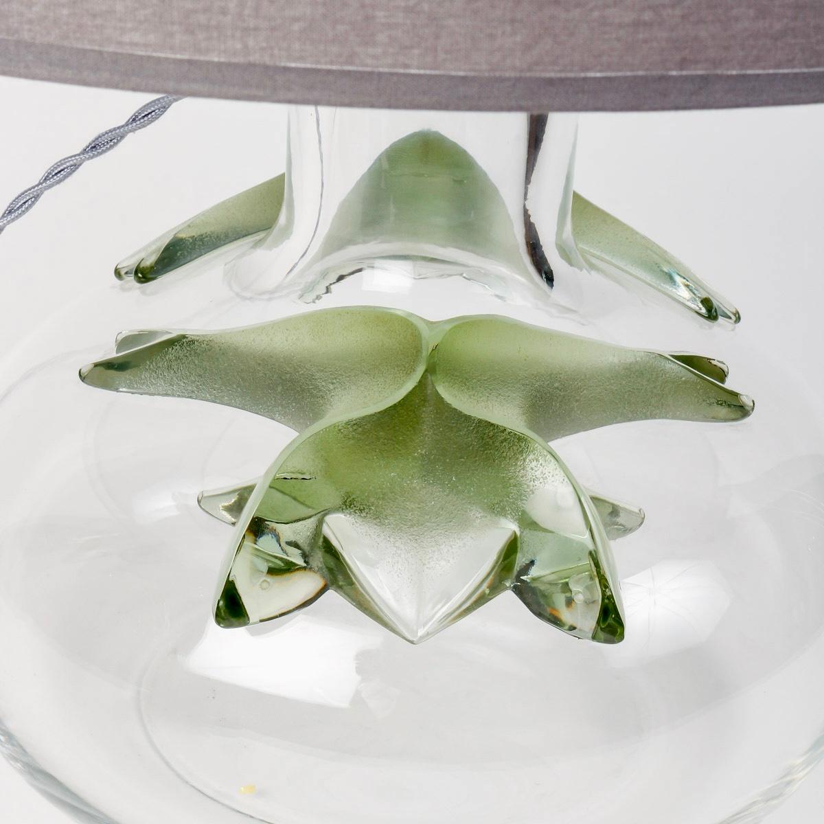 Marie Claude Lalique - Lampe en cristal transparent et cristal vert appliqué Bon état - En vente à Boulogne Billancourt, FR