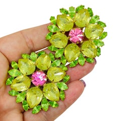 MARIE FERRA signed vintage gold tone glass flower designer clip on earrings