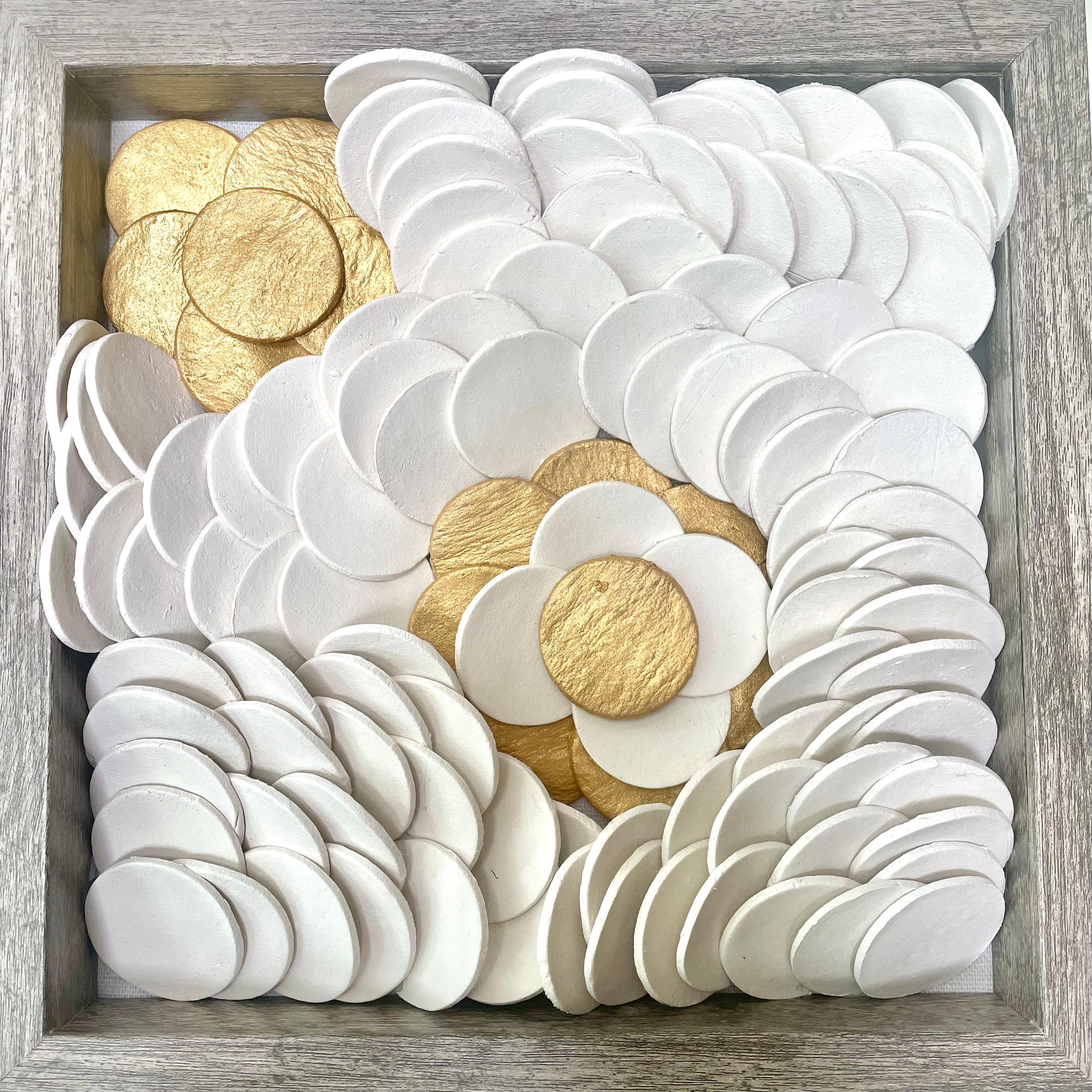 Lapis 117  3D abstrakte florale geometrische Keramik-Wandkomposition aus Weißgold