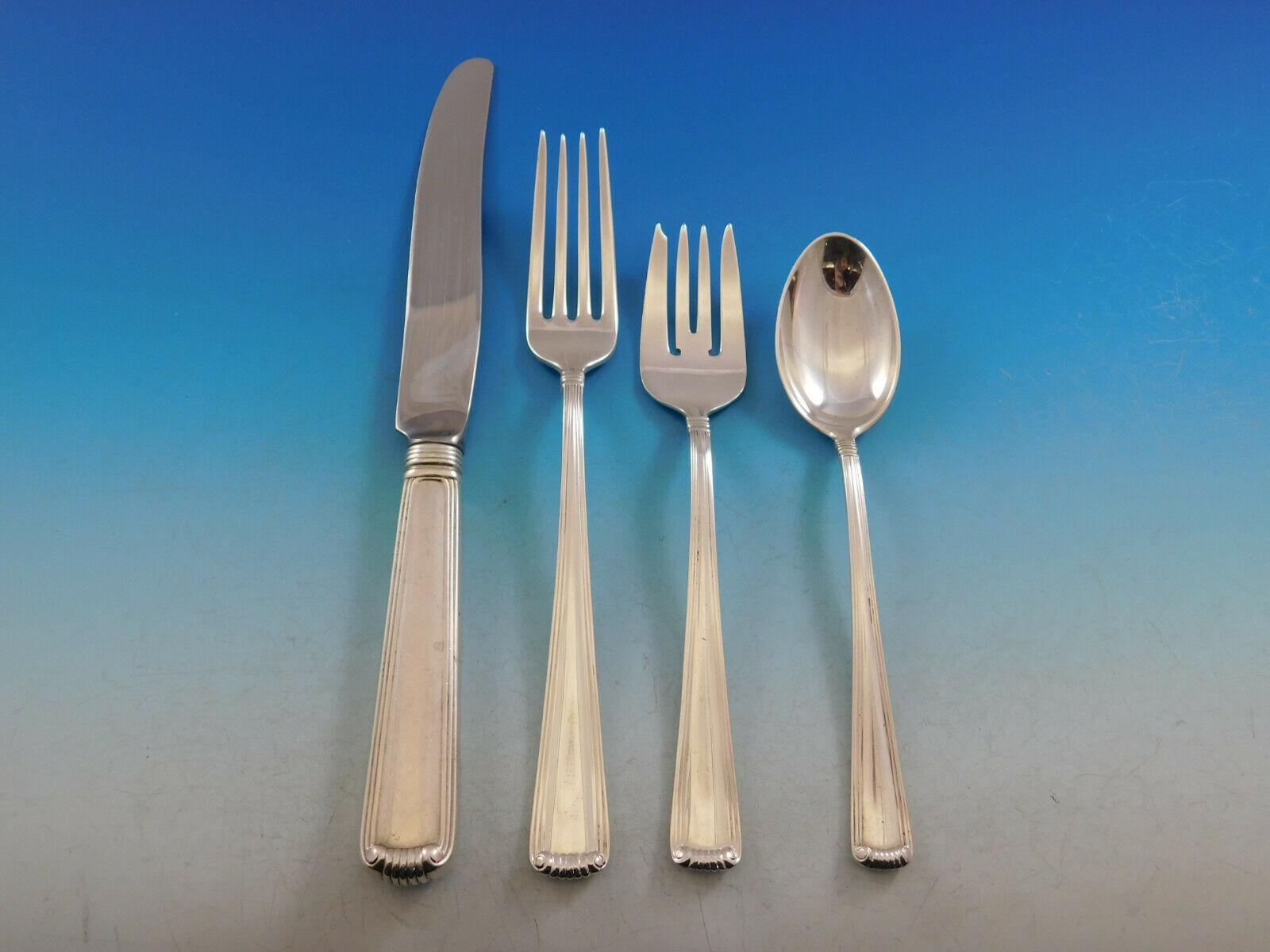20ième siècle Ensemble de couverts en argent sterling 12 services 112 pièces Marie Louise par Cartier en vente