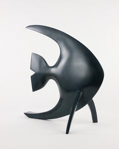 Acqua by Marie Louise Sorbac - Sculpture animalière en bronze représentant un poisson, la mer