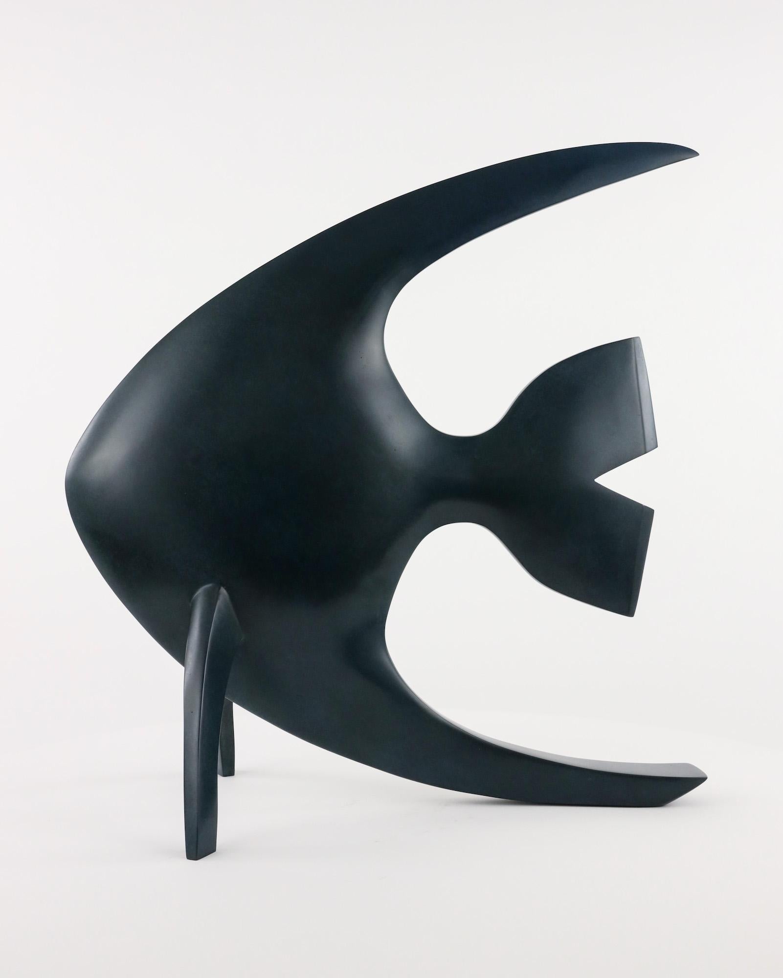 Acqua de Marie Louise Sorbac - Escultura animal de bronce de un pez, mar en venta 12