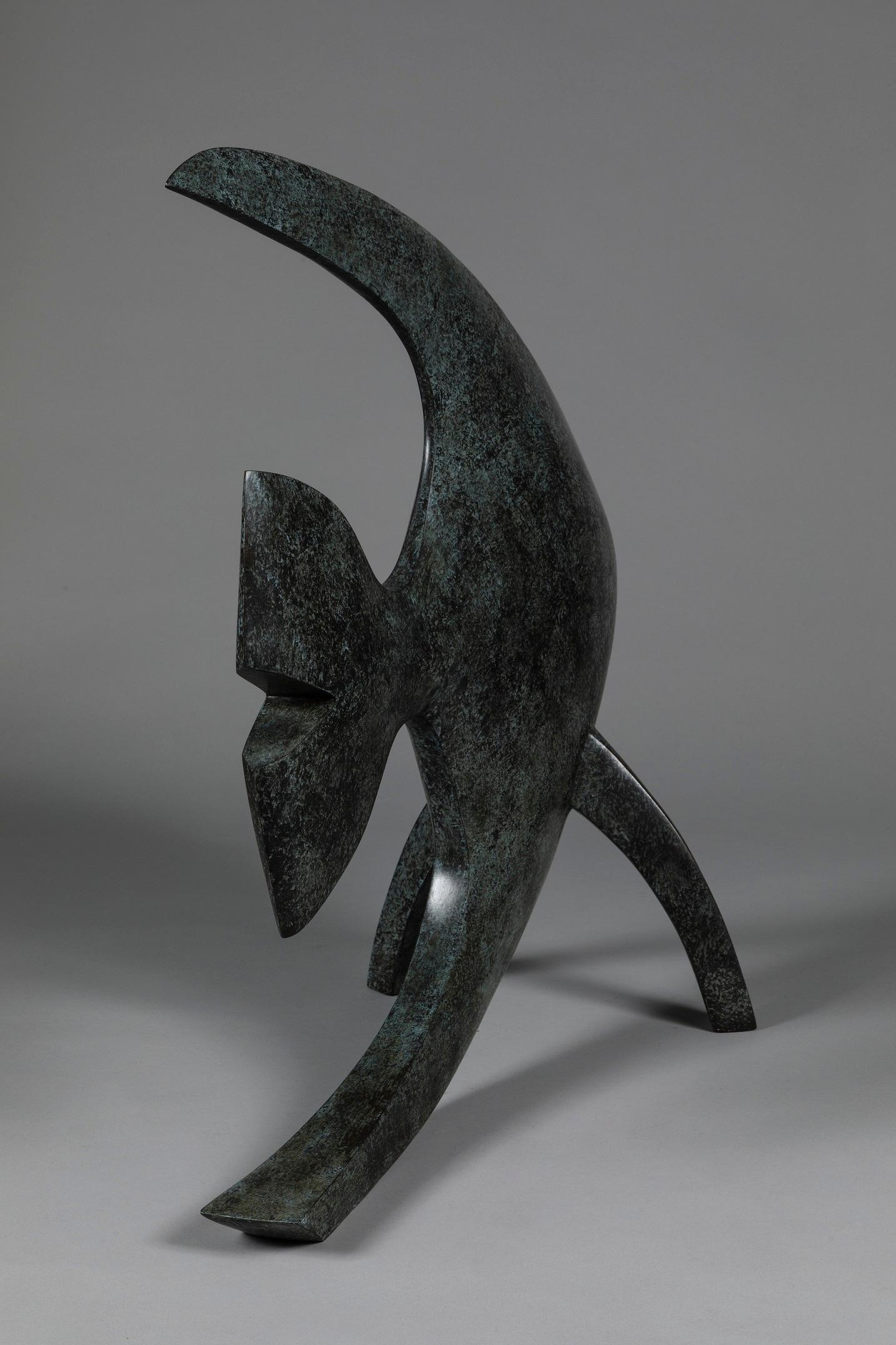 Acqua di Marie Louise Sorbac - Scultura animale in bronzo di un pesce, mare in vendita 1