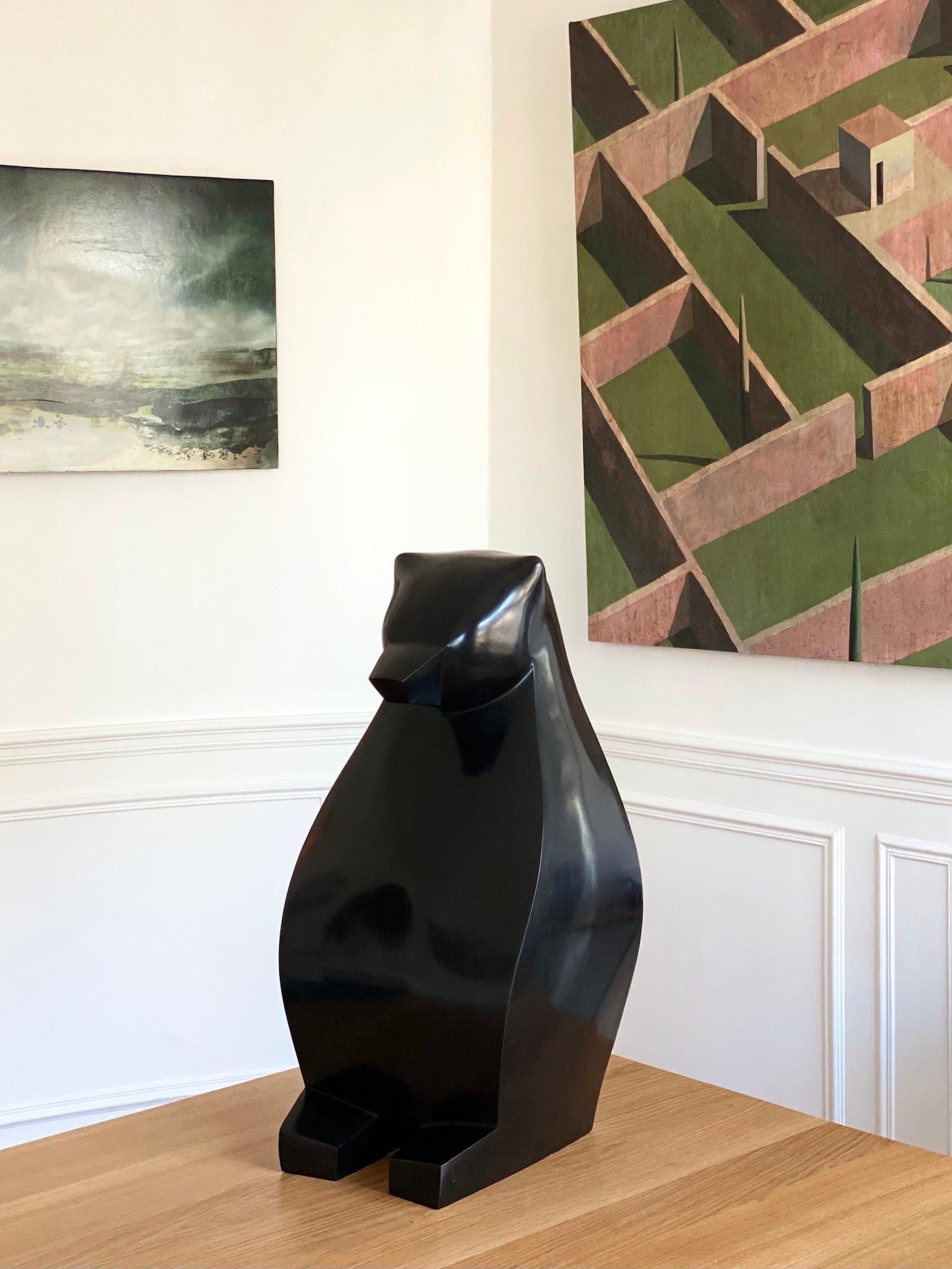 Baloo de Marie Louise Sorbac  Sculpture animalière en bronze, ours, tons foncés en vente 6