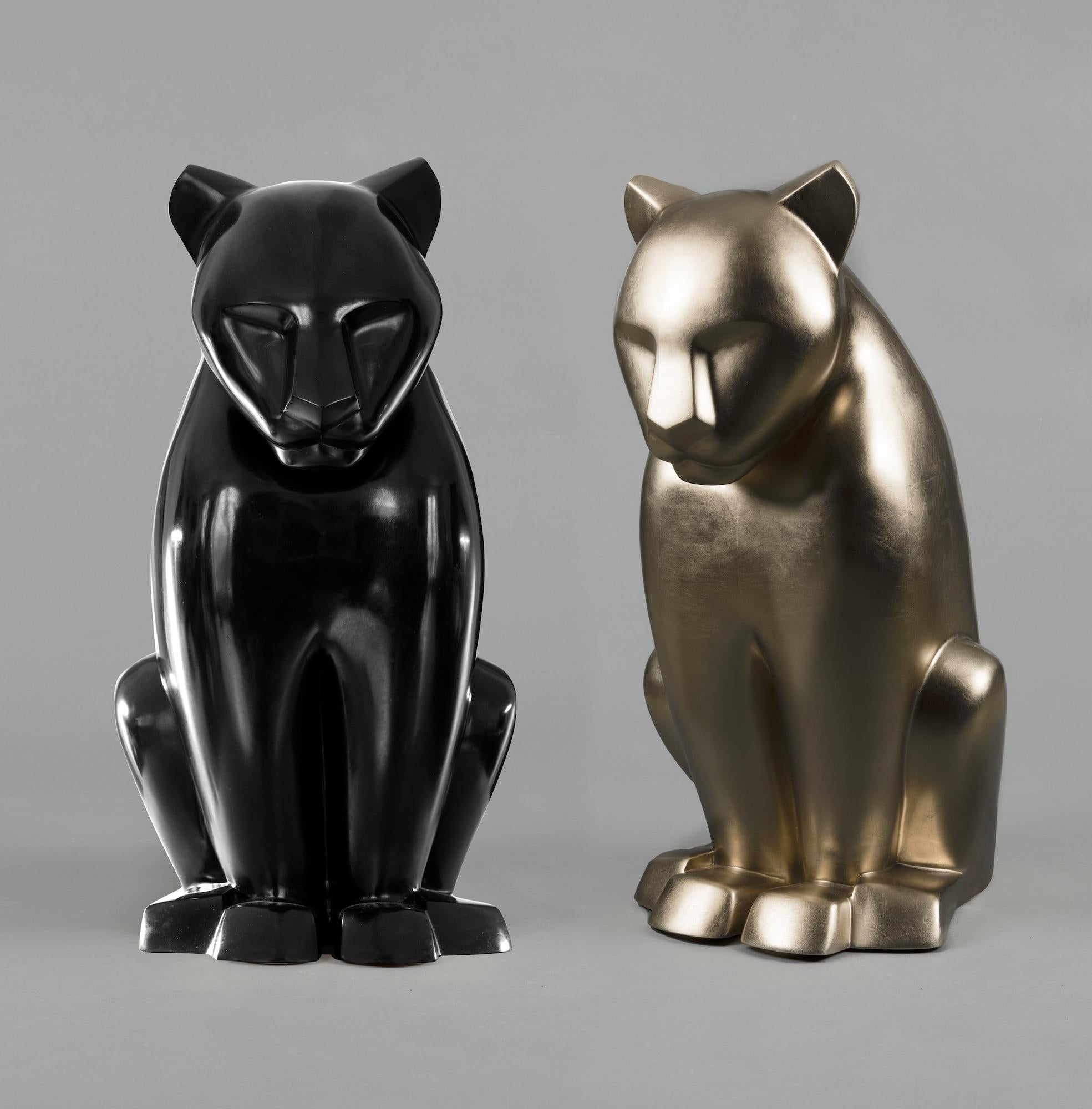 Leona by Marie Louise Sorbac - Animal bronze sculpture, lioness, black colour For Sale 10