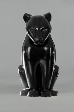 Leona by Marie Louise Sorbac - Animal bronze sculpture, lioness, black colour