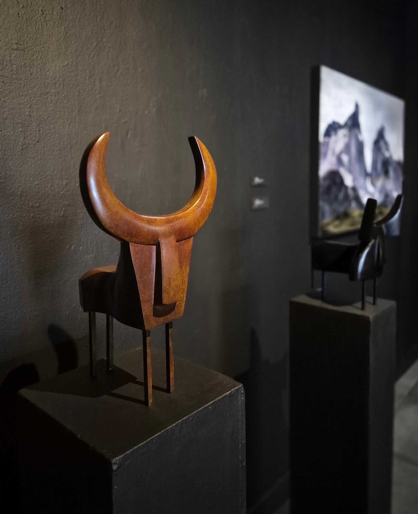 Macho by Marie Louise Sorbac - Bronze sculpture, bull For Sale 16